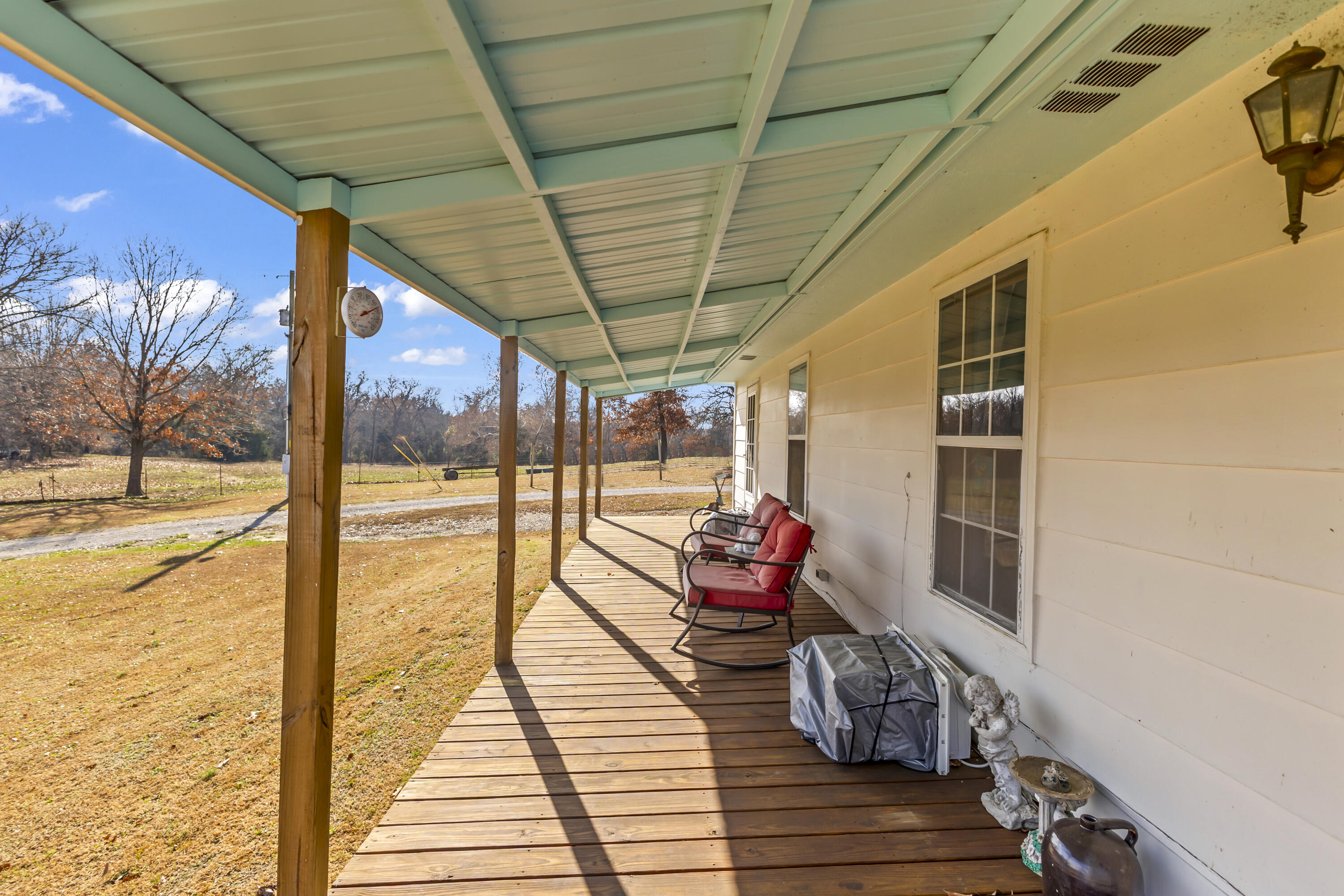 240 South 701 Road Property Photo 9