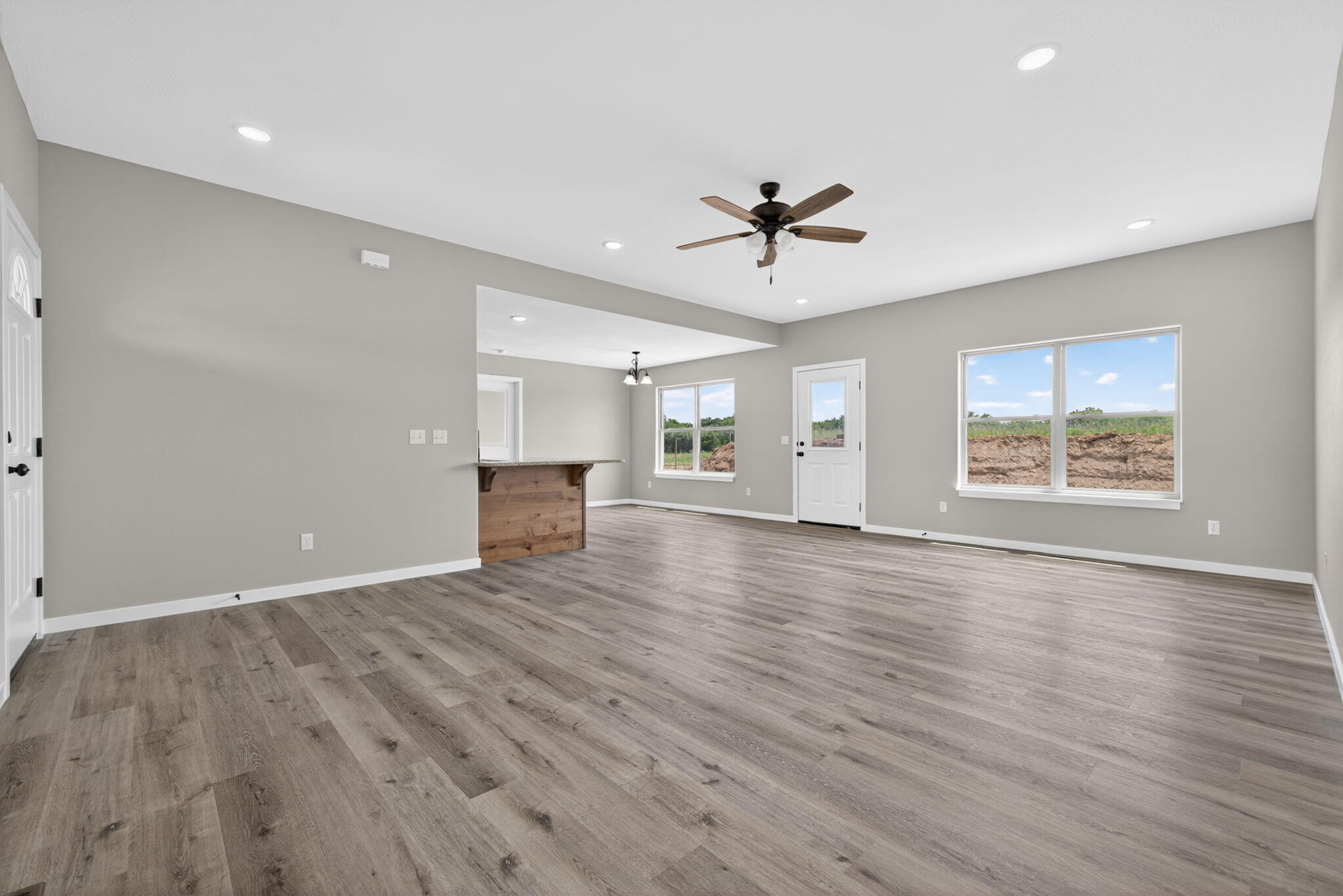 420 Beavertail Road Property Photo 5