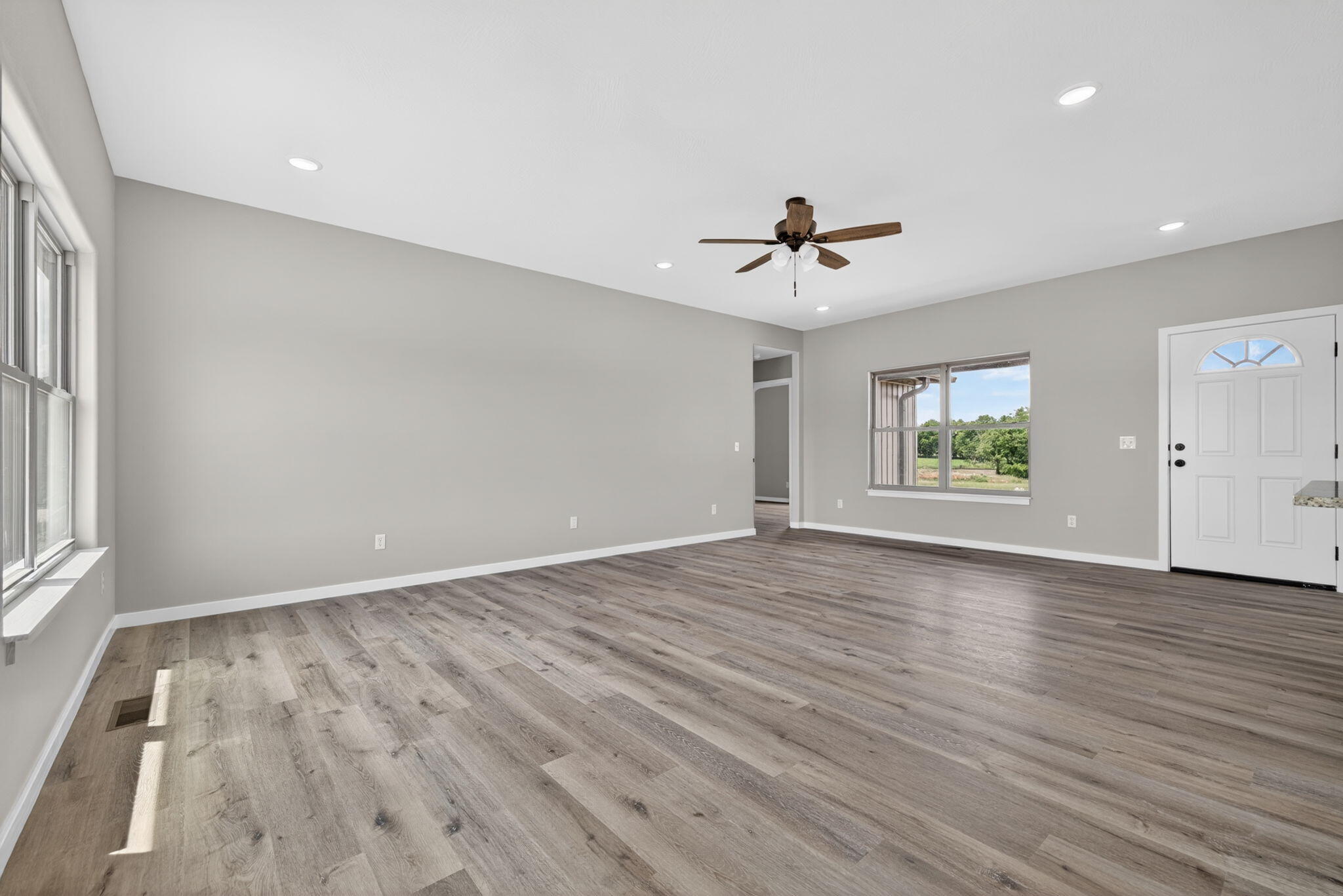 420 Beavertail Road Property Photo 7