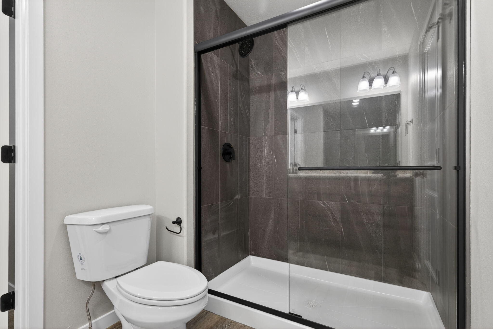 420 Beavertail Road Property Photo 18