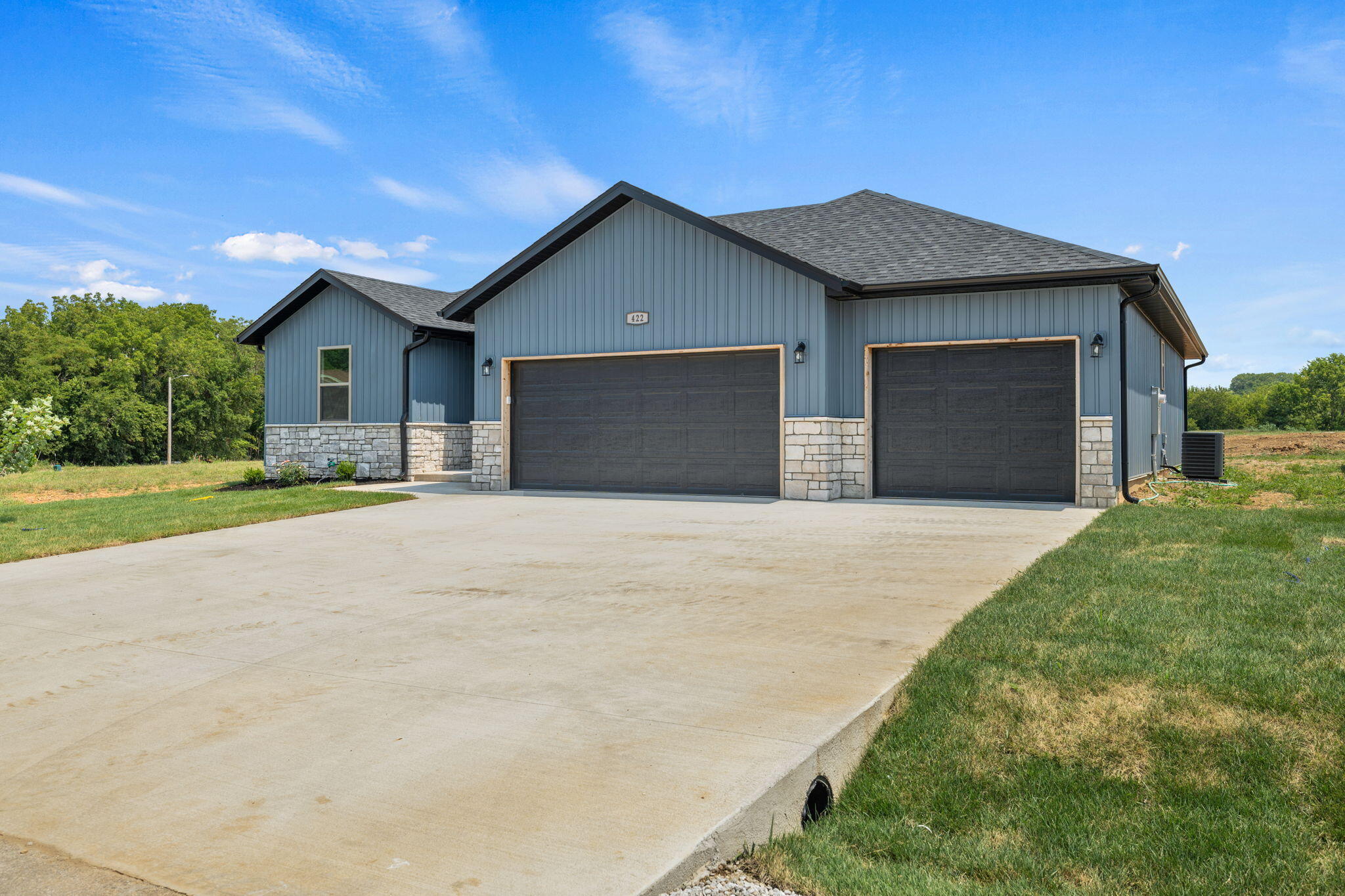 422 Beavertail Road Property Photo 4