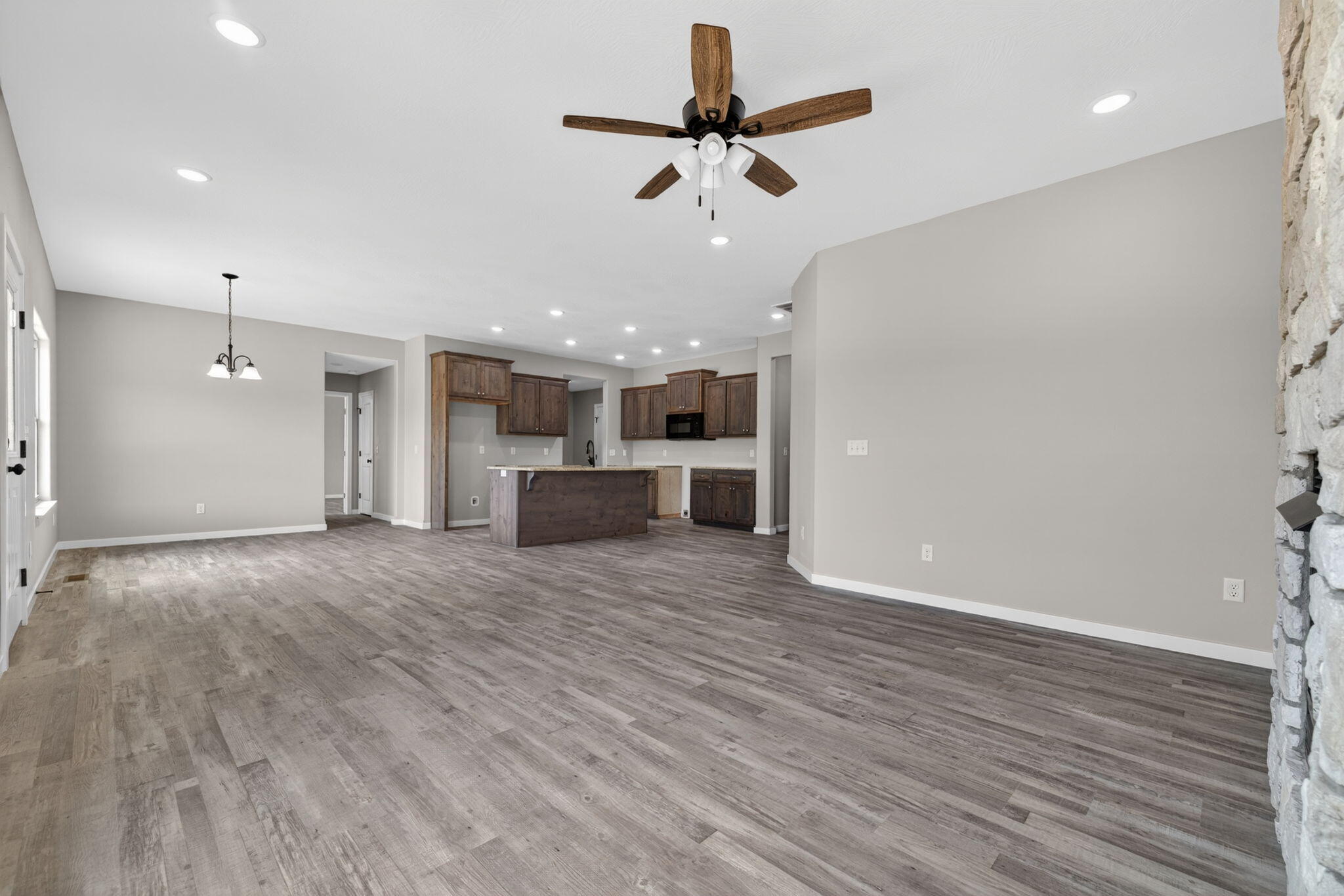 422 Beavertail Road Property Photo 15