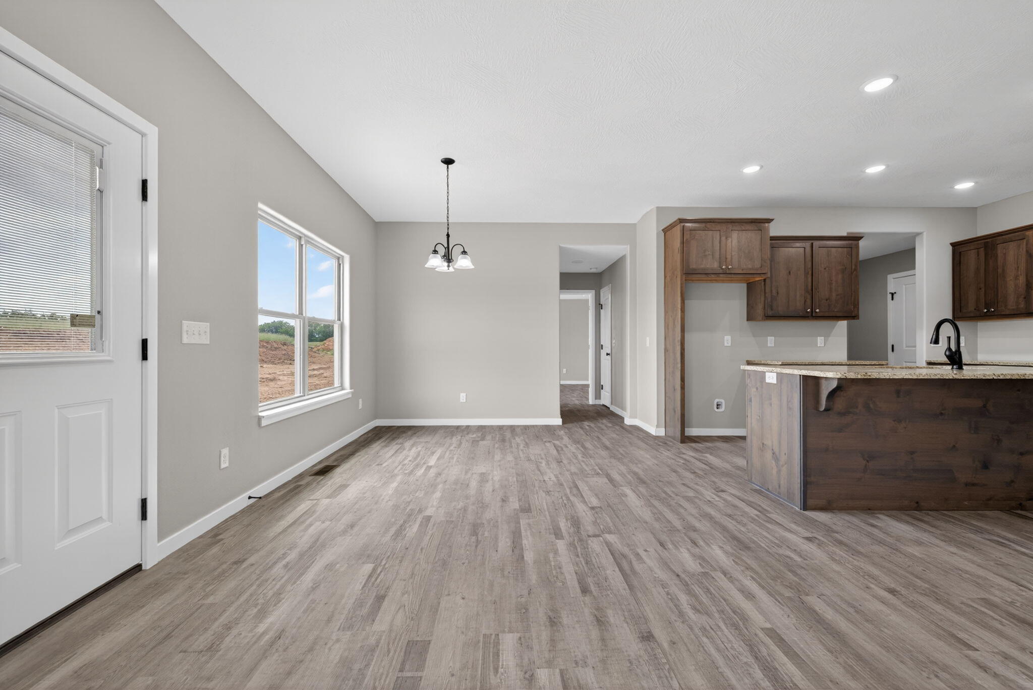 422 Beavertail Road Property Photo 16