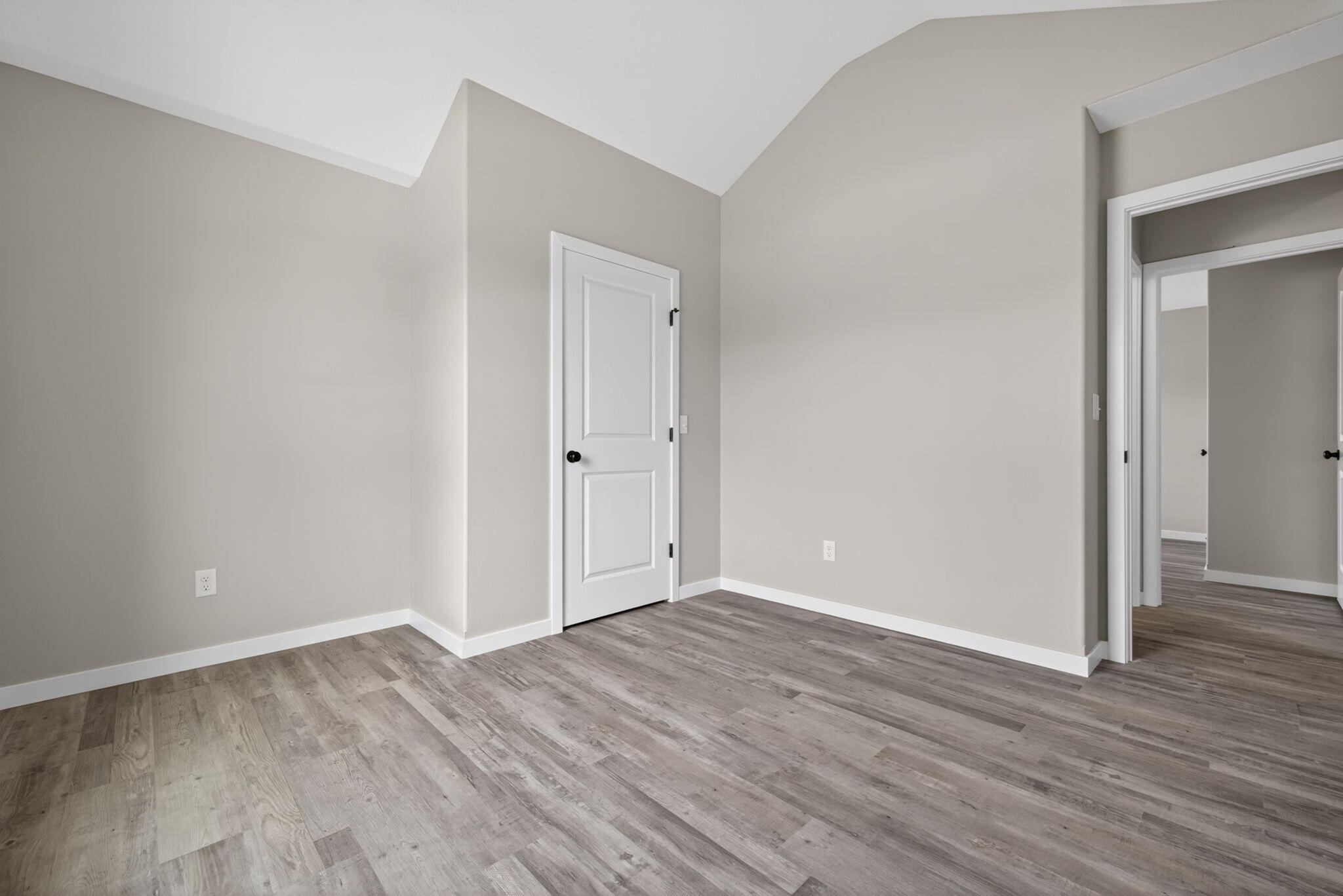 422 Beavertail Road Property Photo 27