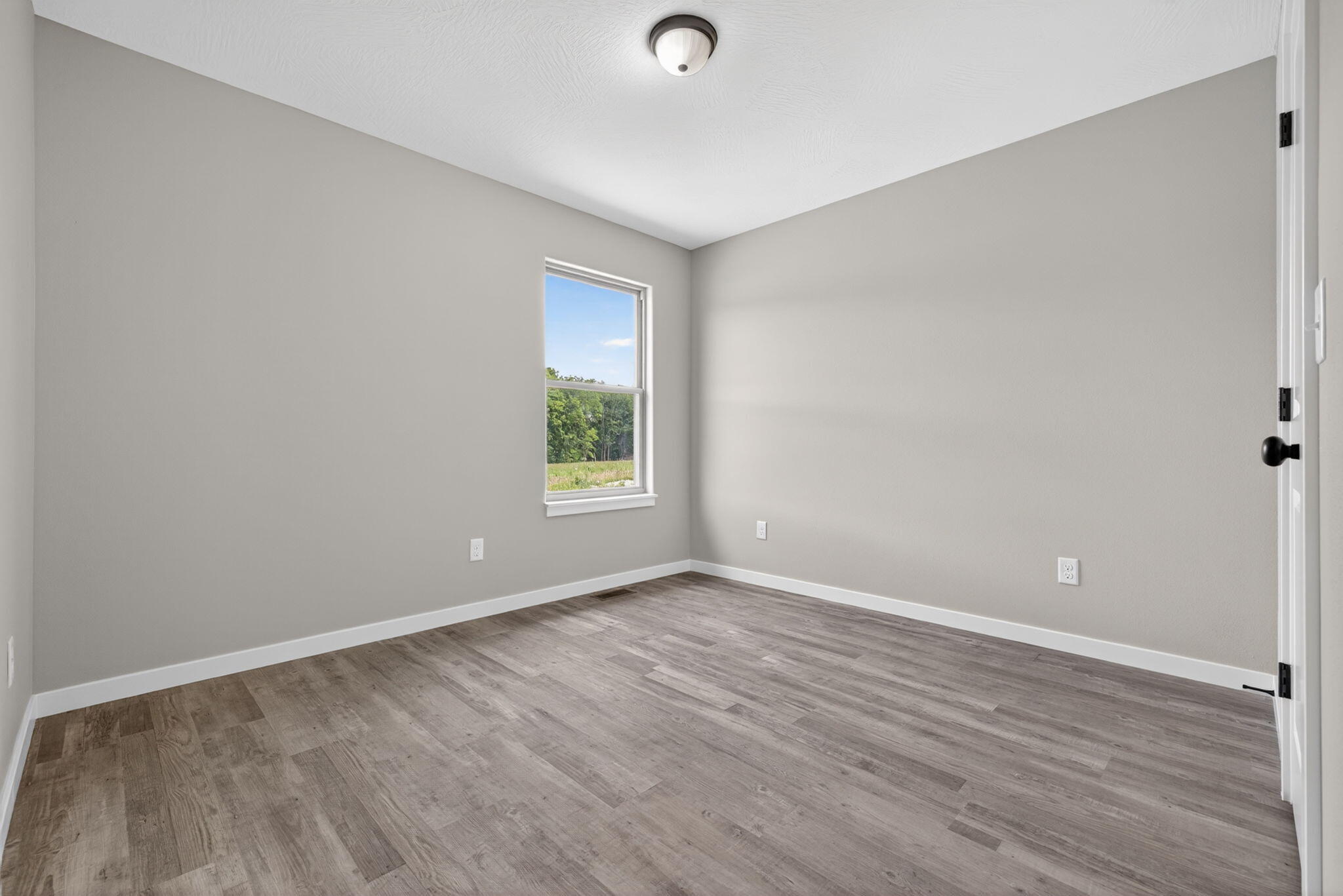 422 Beavertail Road Property Photo 29