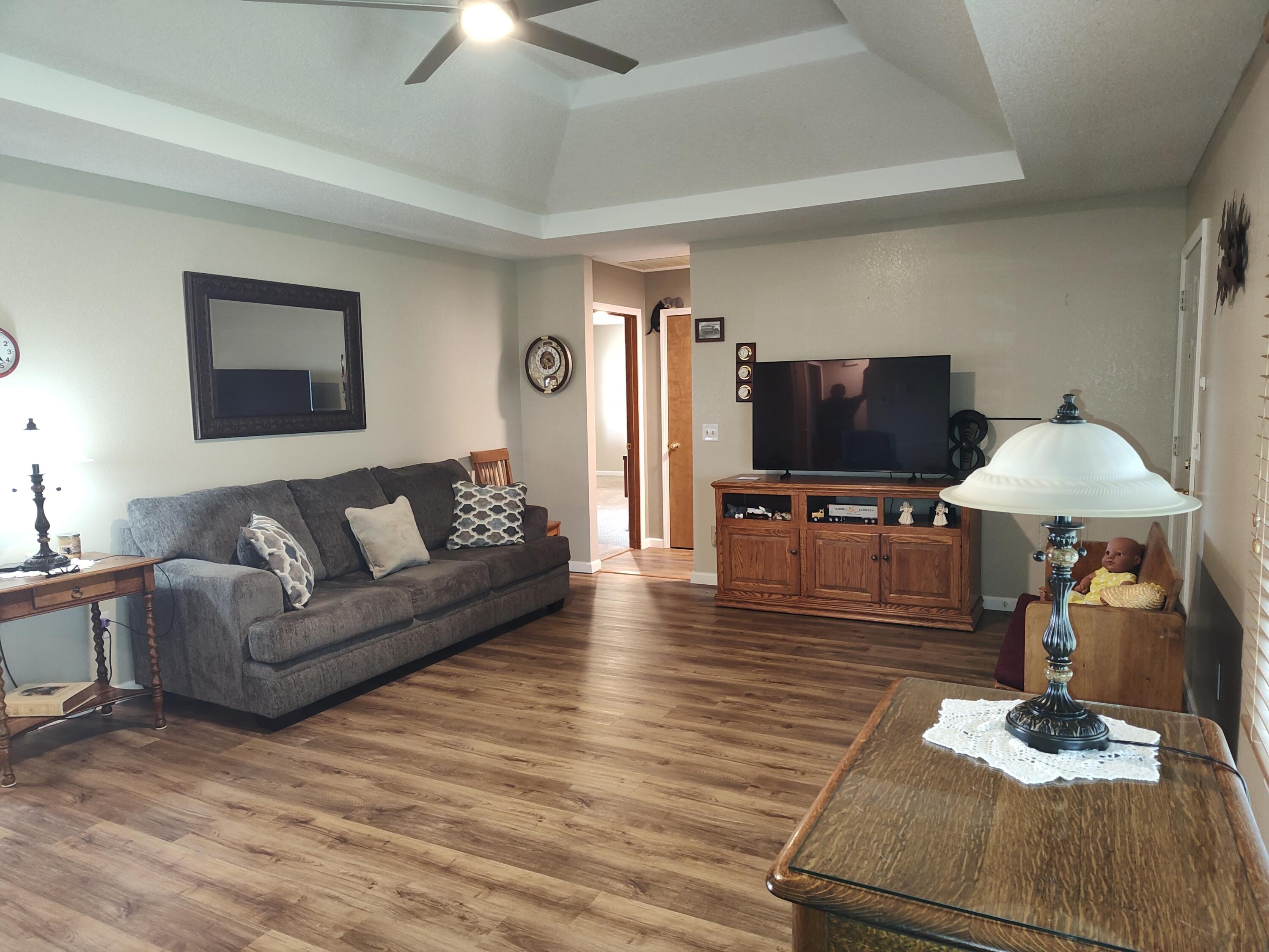 1505 South Sunset Avenue Property Photo 7