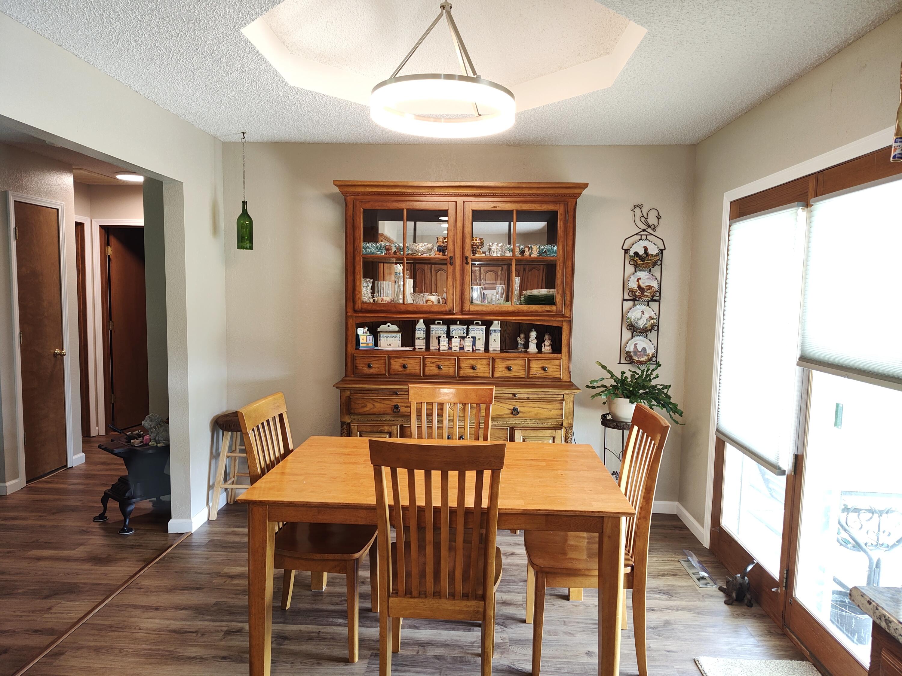 1505 South Sunset Avenue Property Photo 12