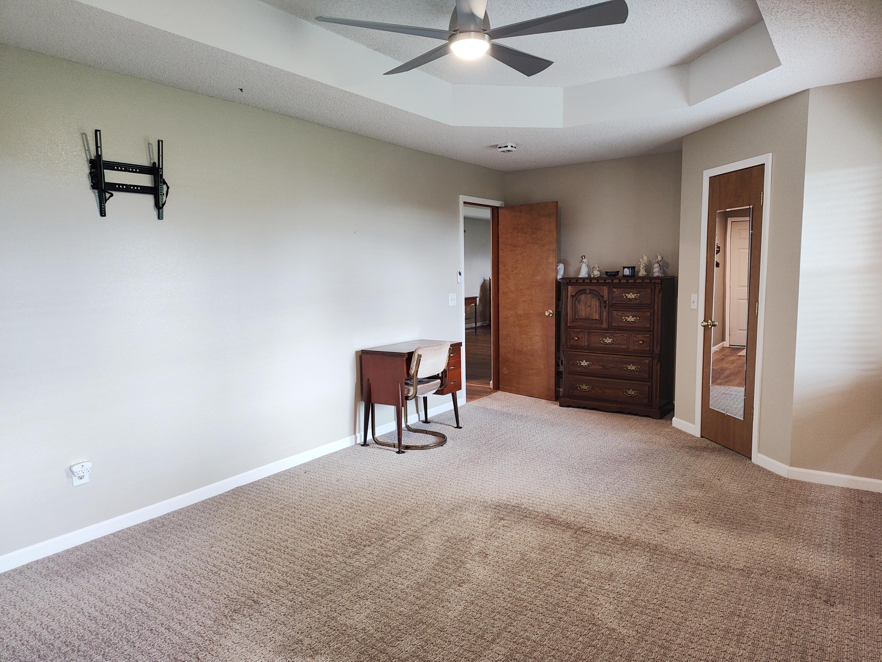 1505 South Sunset Avenue Property Photo 16