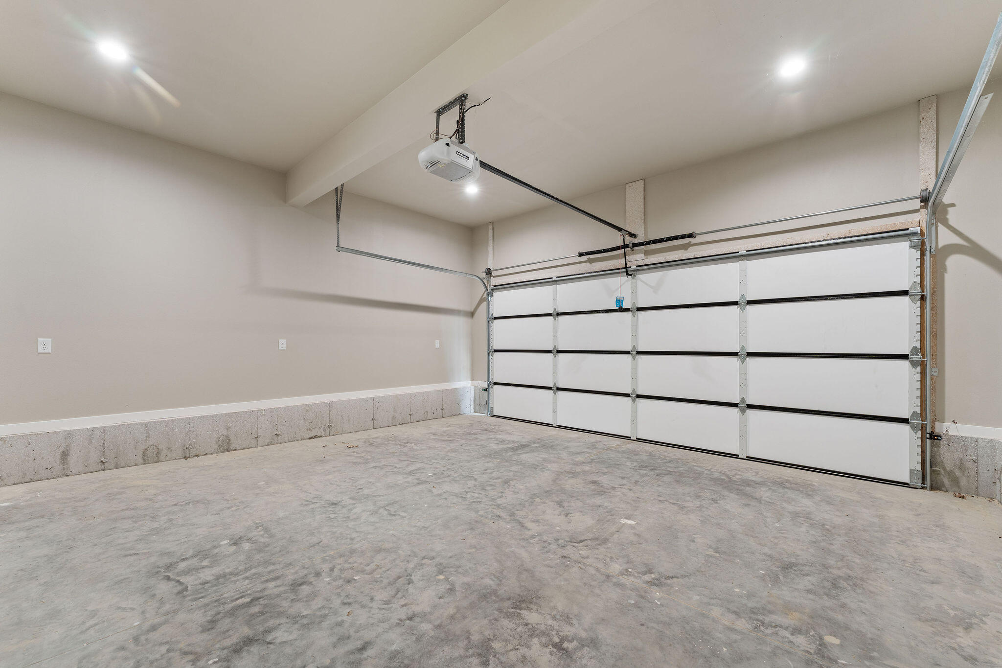 202 Eric Drive Property Photo 22