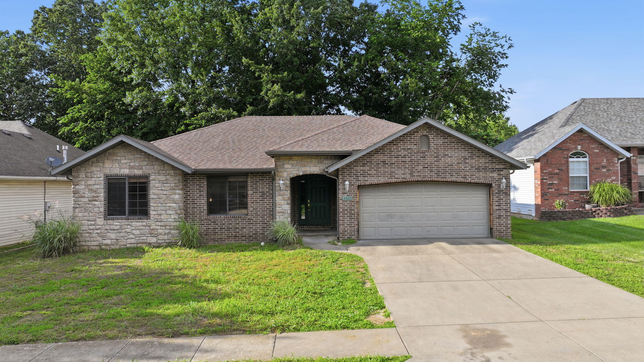3527 West Sagamont Street Property Photo 1