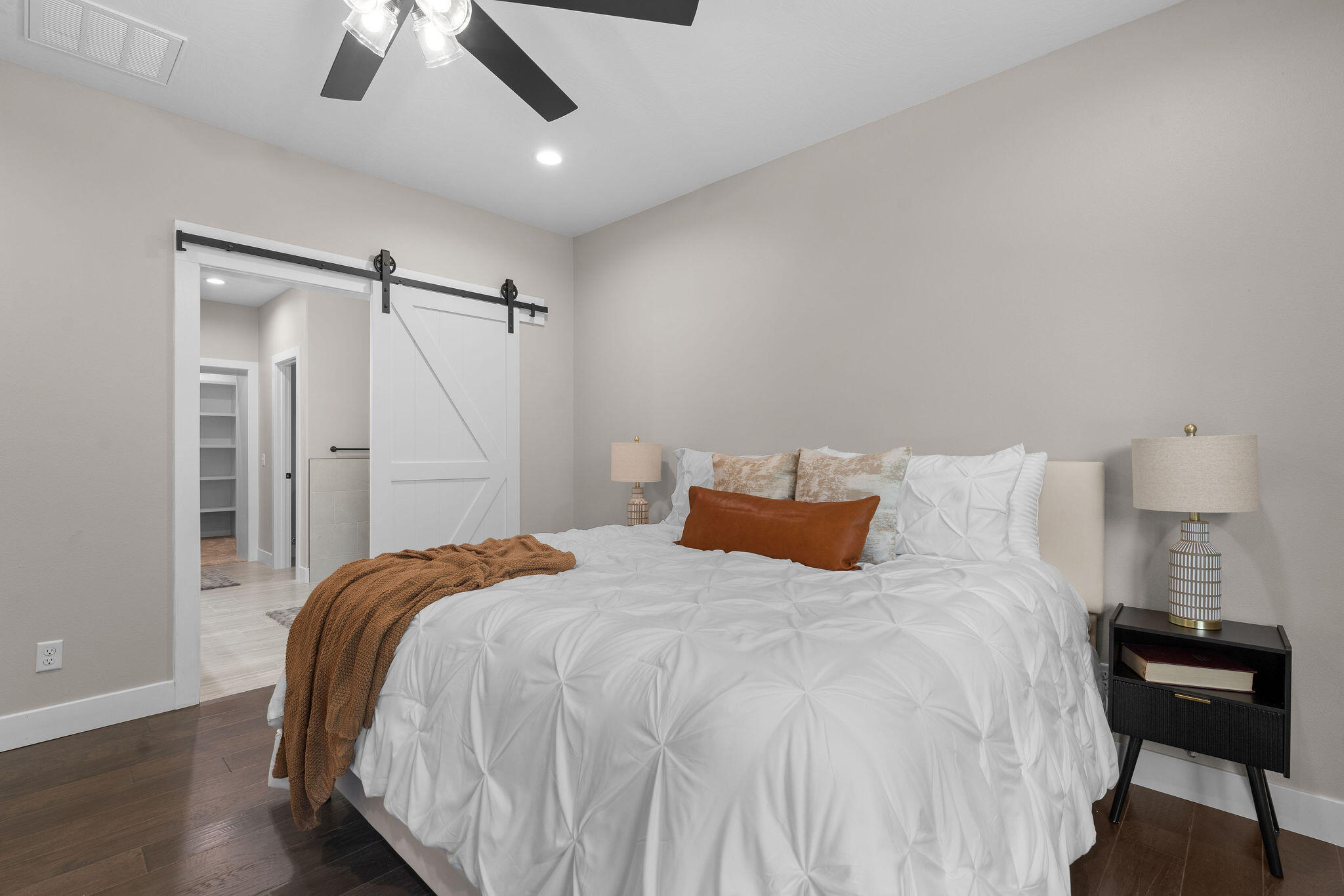 654 Walkington Lane Property Photo 19