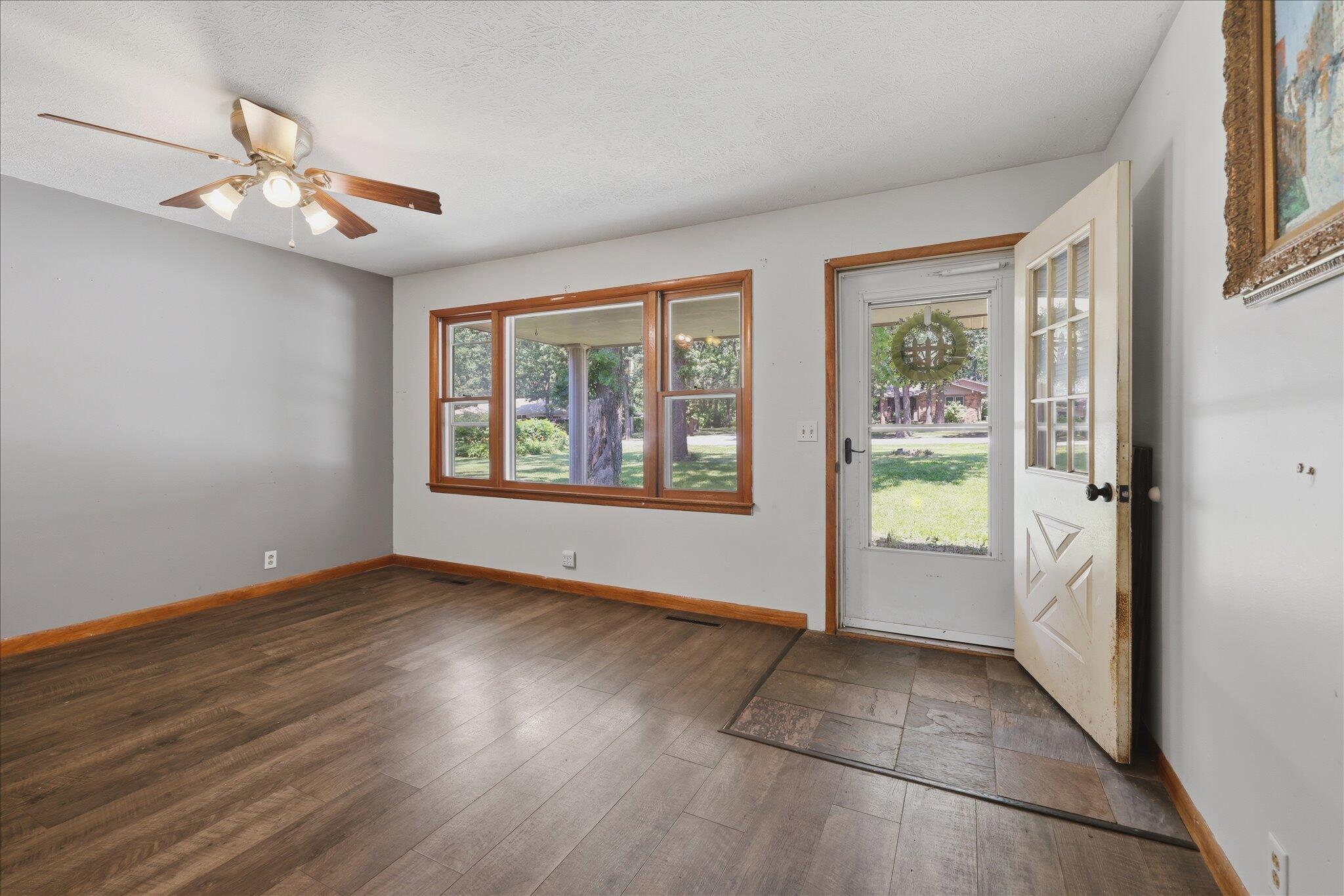 5866 East Linda Street Property Photo 5