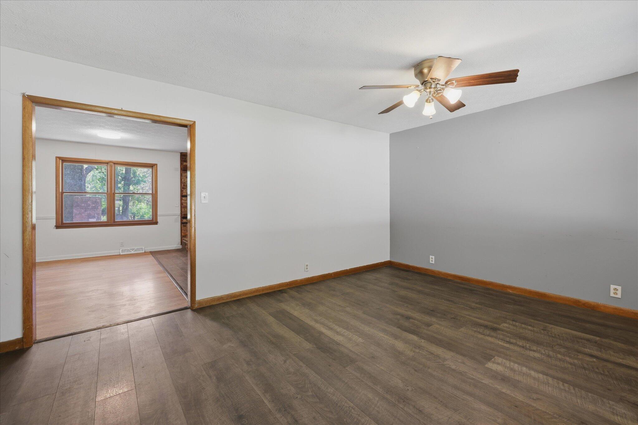 5866 East Linda Street Property Photo 6