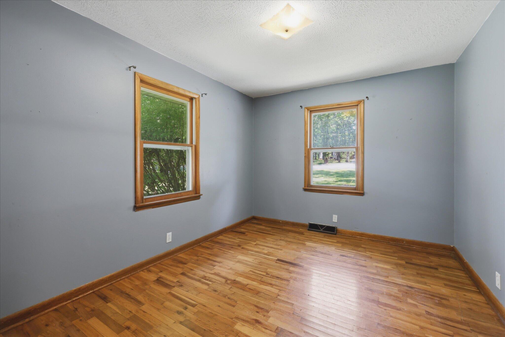 5866 East Linda Street Property Photo 12