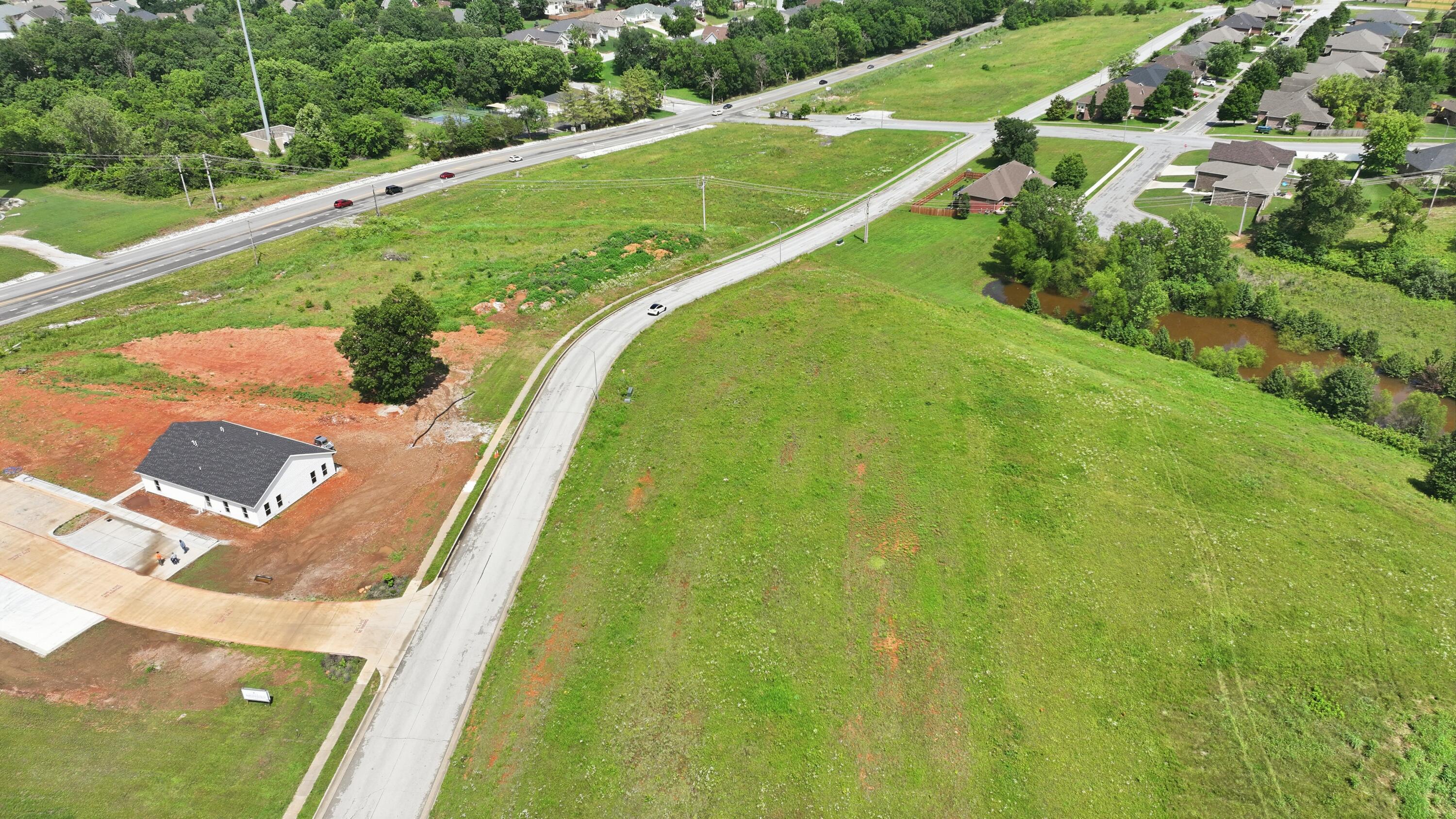 000 Crimson Avenue Property Photo 6