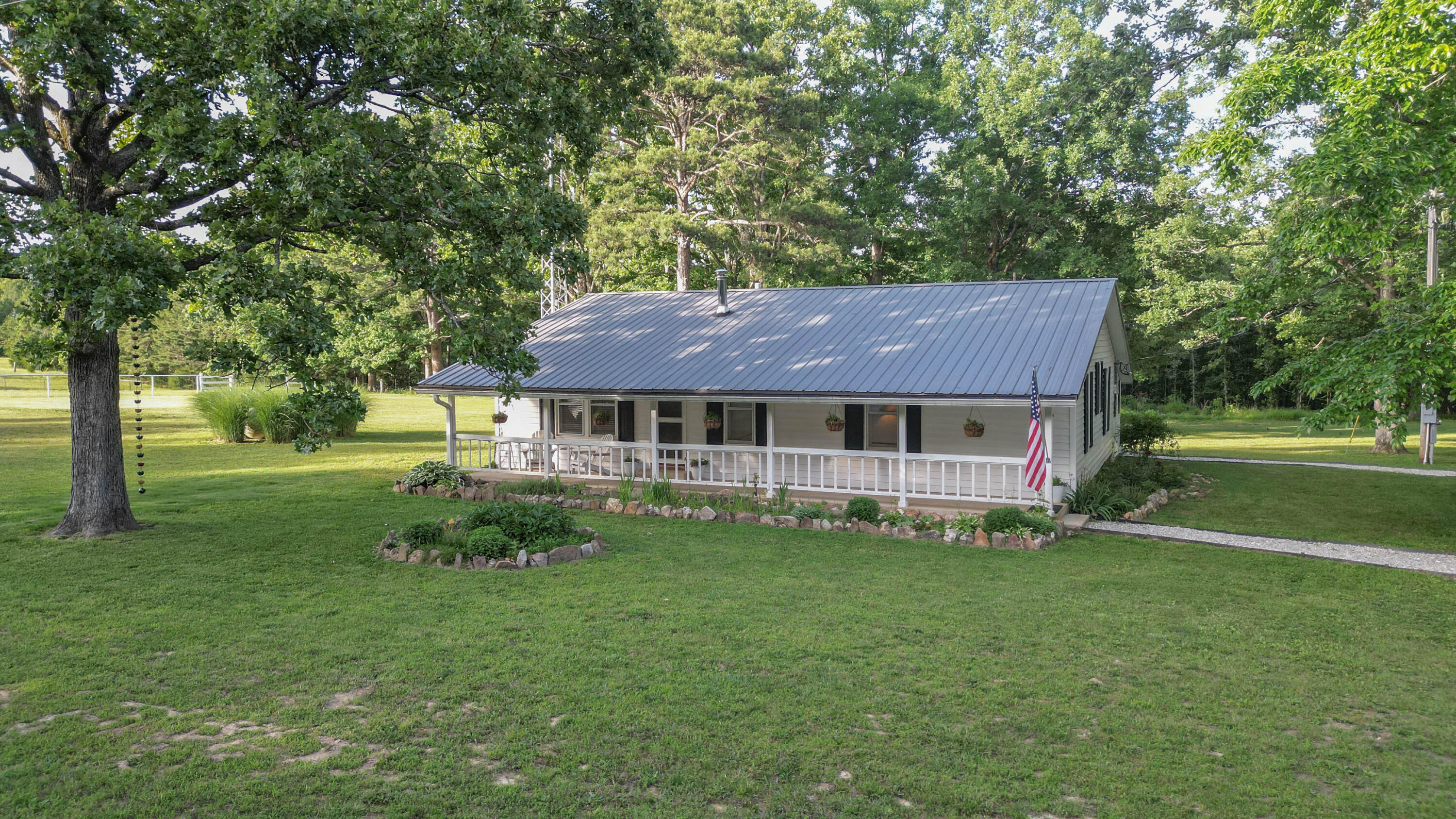 9672 Crane Drive Property Photo 1