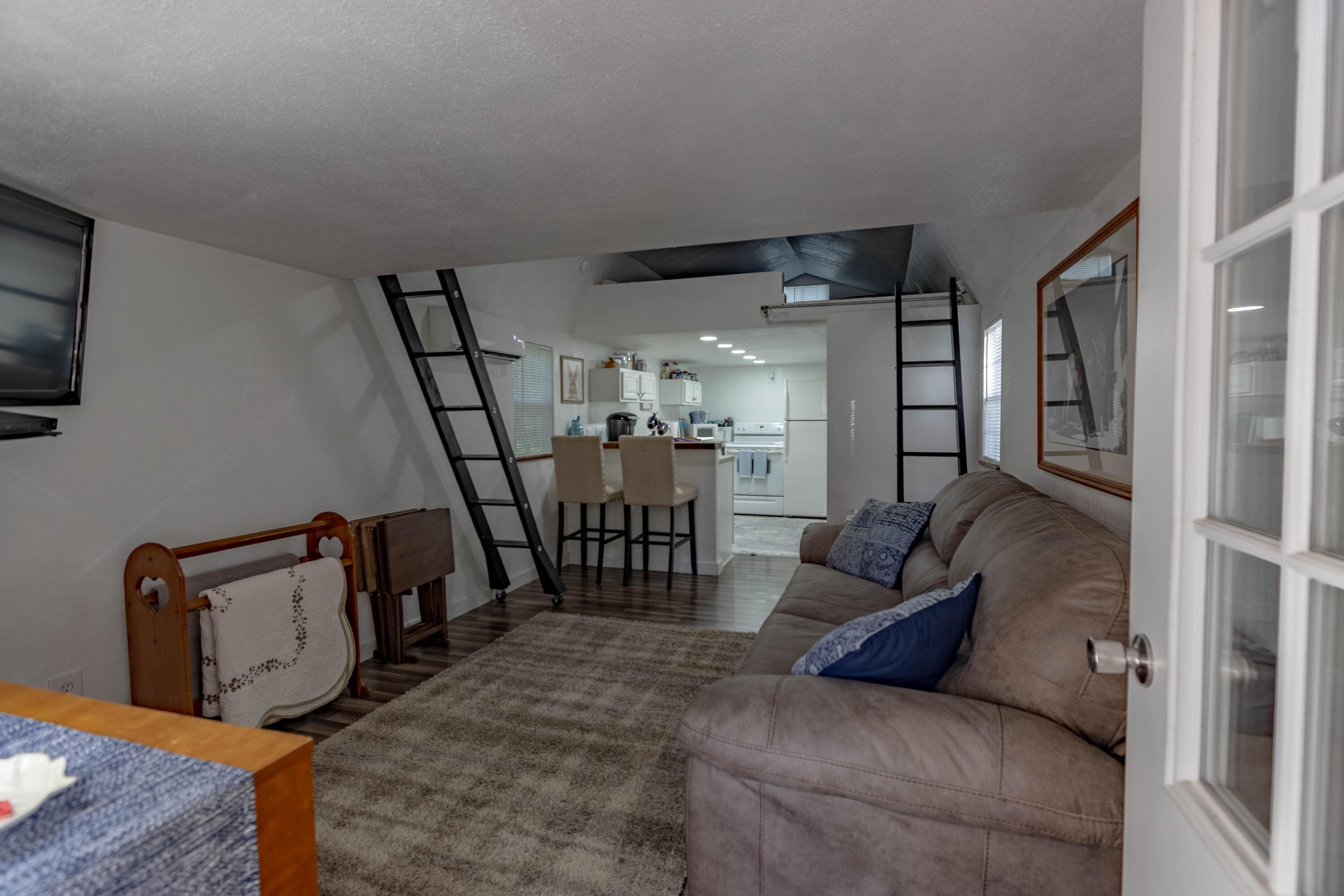 9672 Crane Drive Property Photo 33