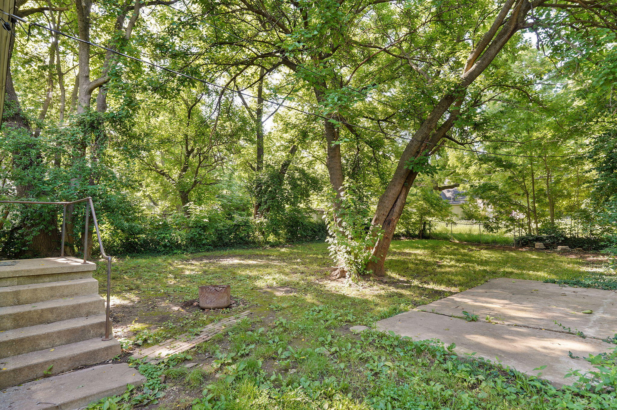 800 West Central Street Property Photo 16