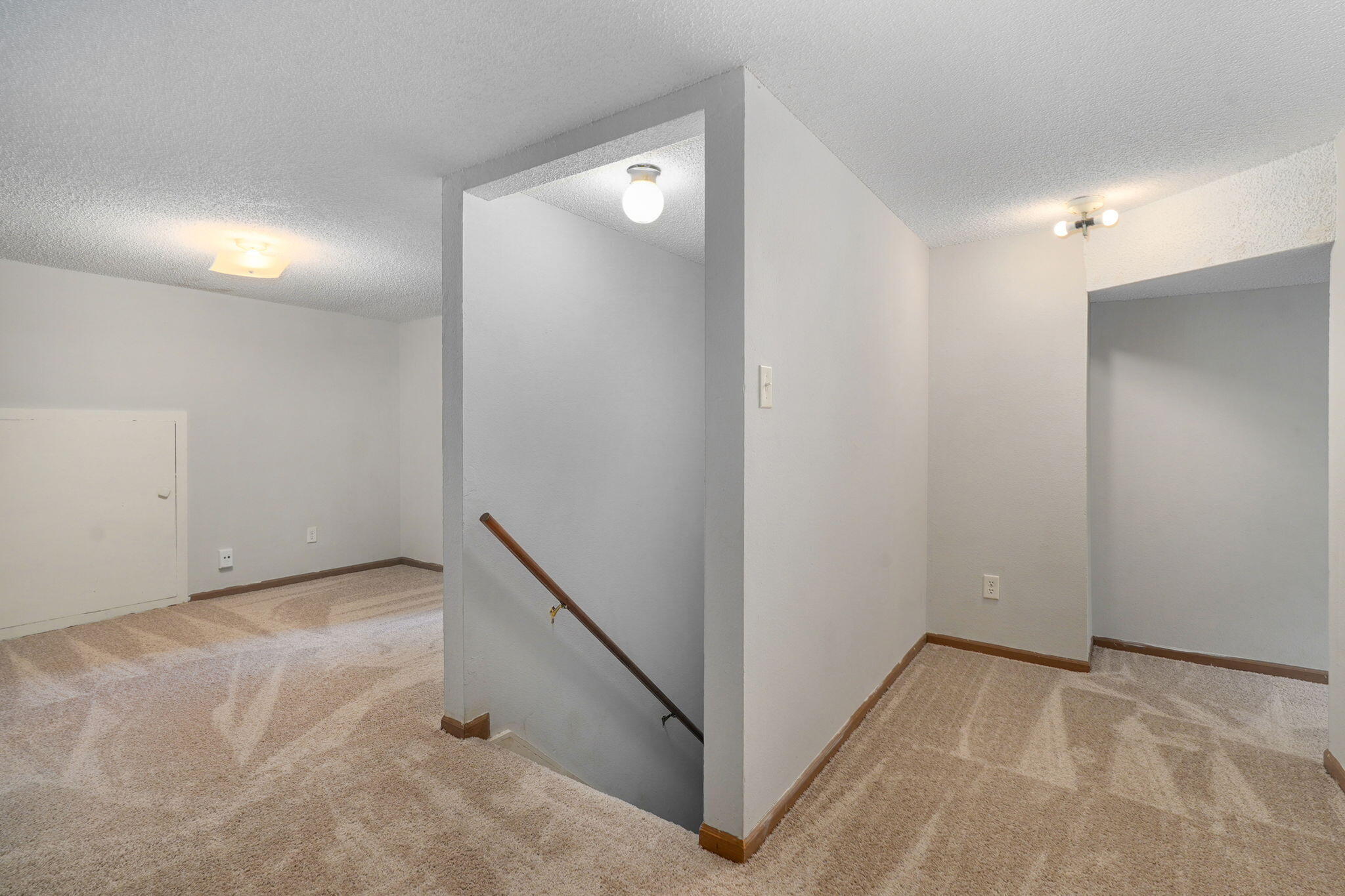 800 West Central Street Property Photo 18