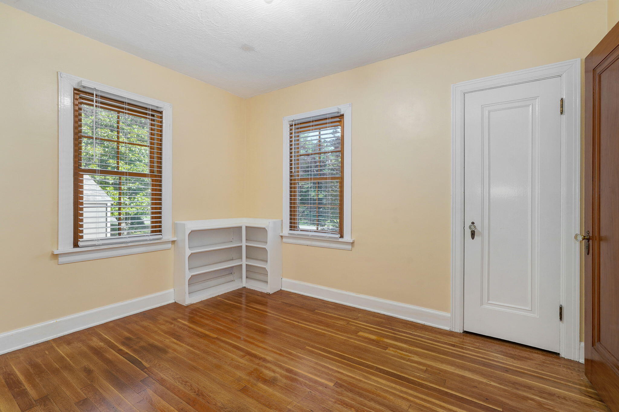 1328 East Bennett Street Property Photo 14