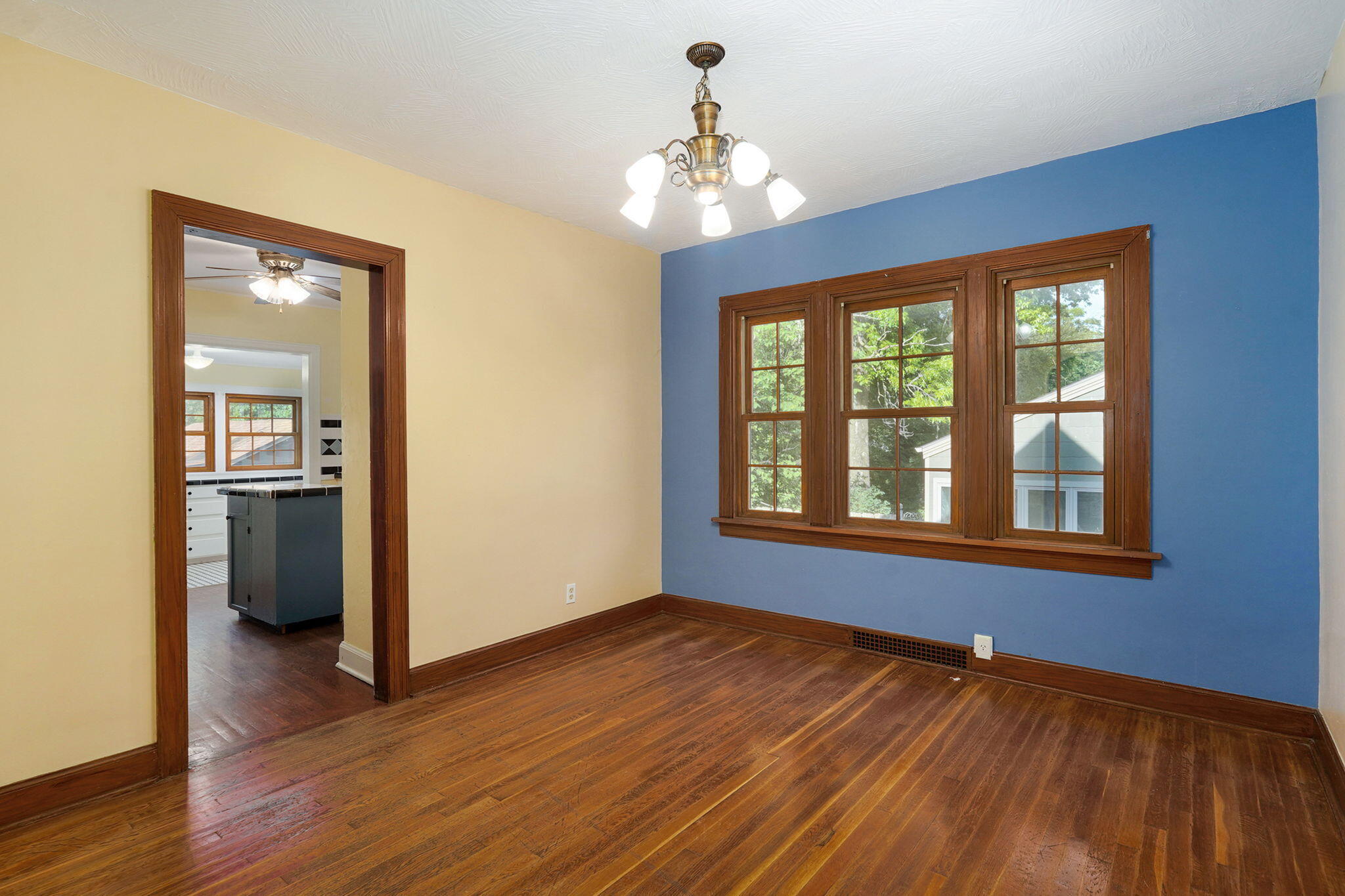 1328 East Bennett Street Property Photo 16