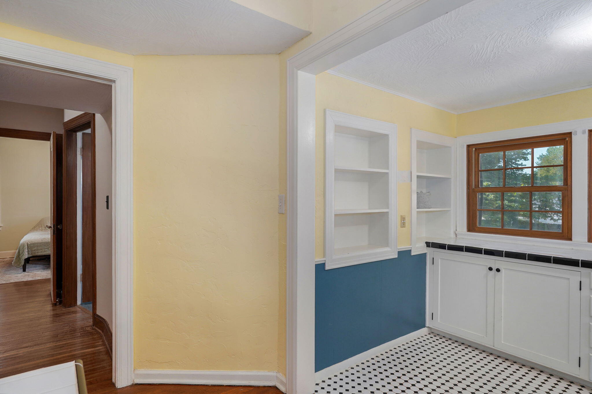1328 East Bennett Street Property Photo 22