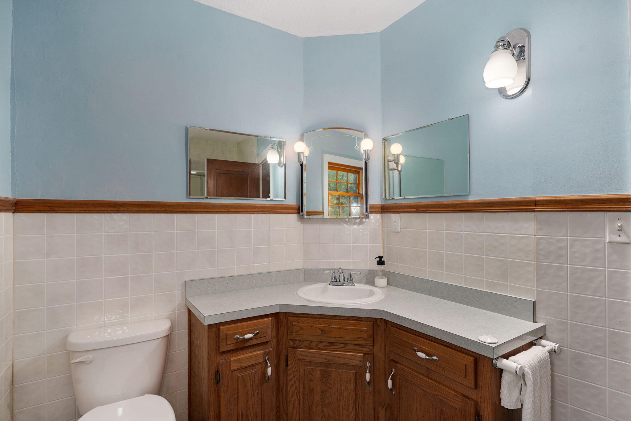 1328 East Bennett Street Property Photo 23