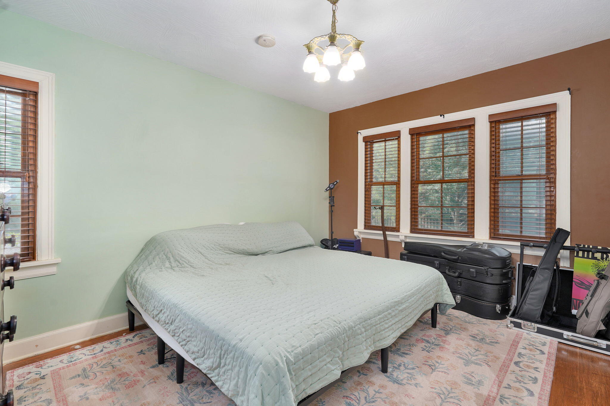 1328 East Bennett Street Property Photo 25