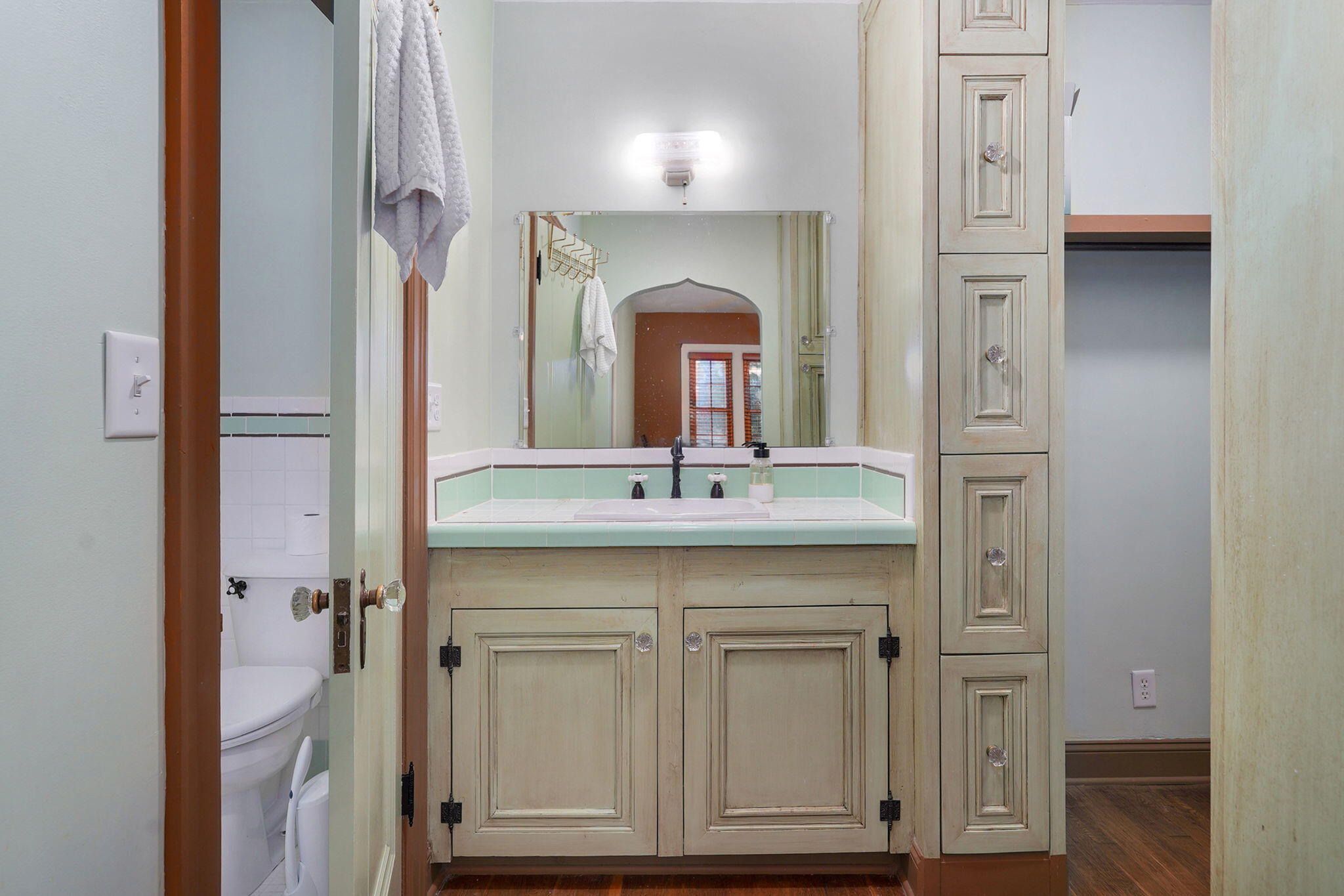 1328 East Bennett Street Property Photo 27
