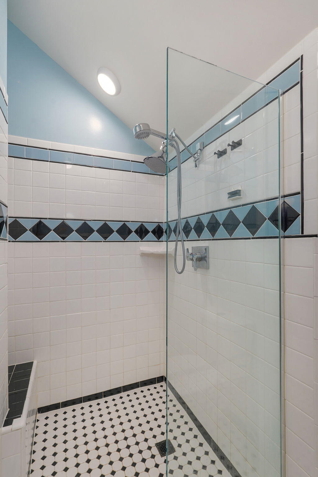 1328 East Bennett Street Property Photo 38