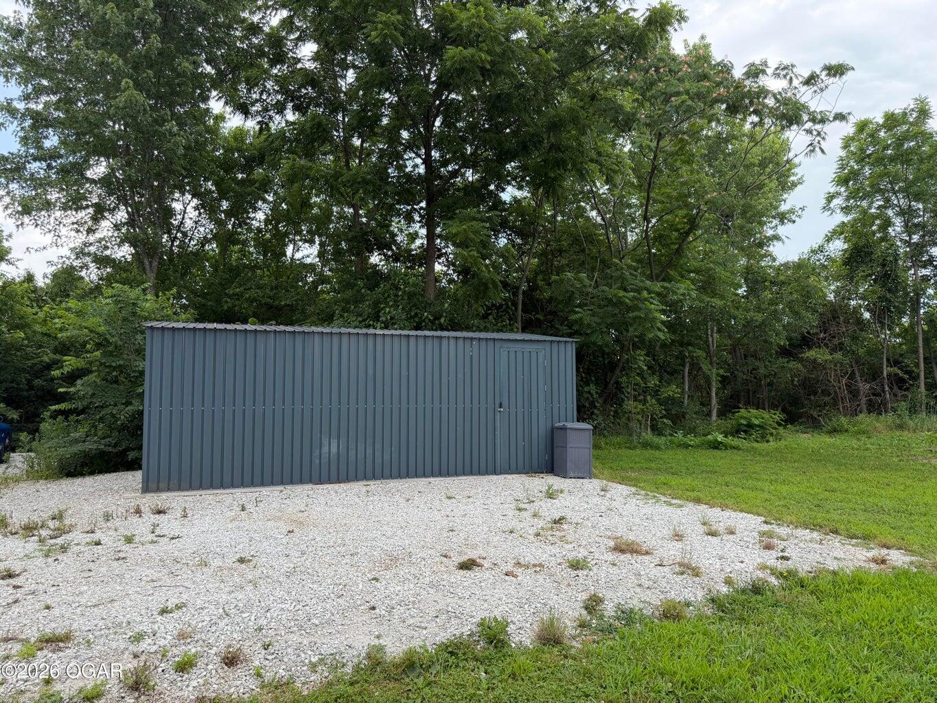 13739 Elm Road Property Photo 3