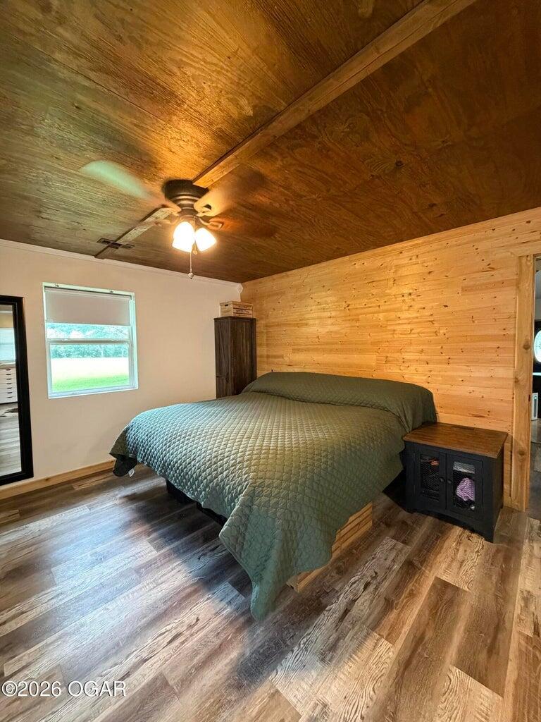 13739 Elm Road Property Photo 8