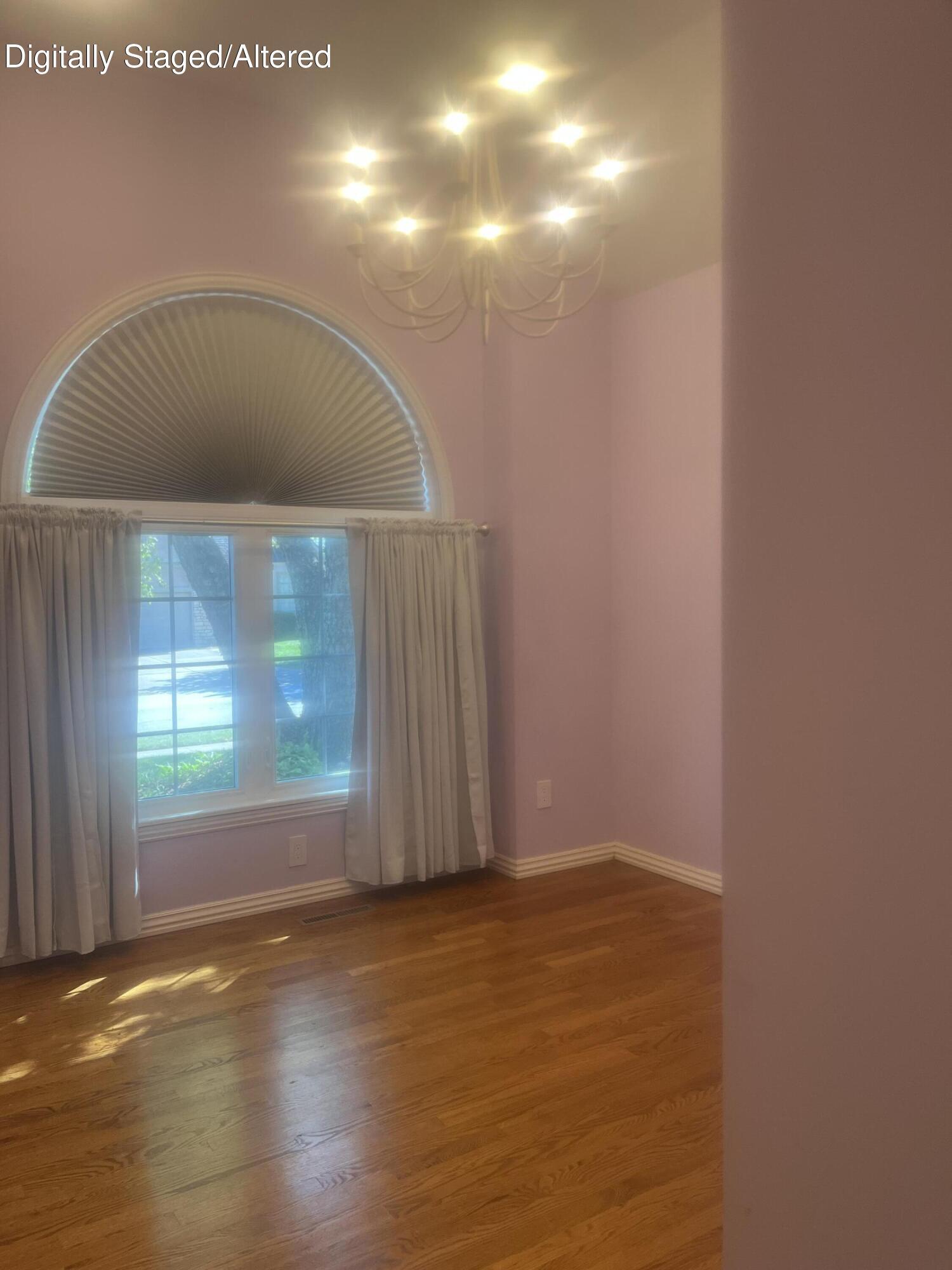 1113 South Carriage Avenue Property Photo 8