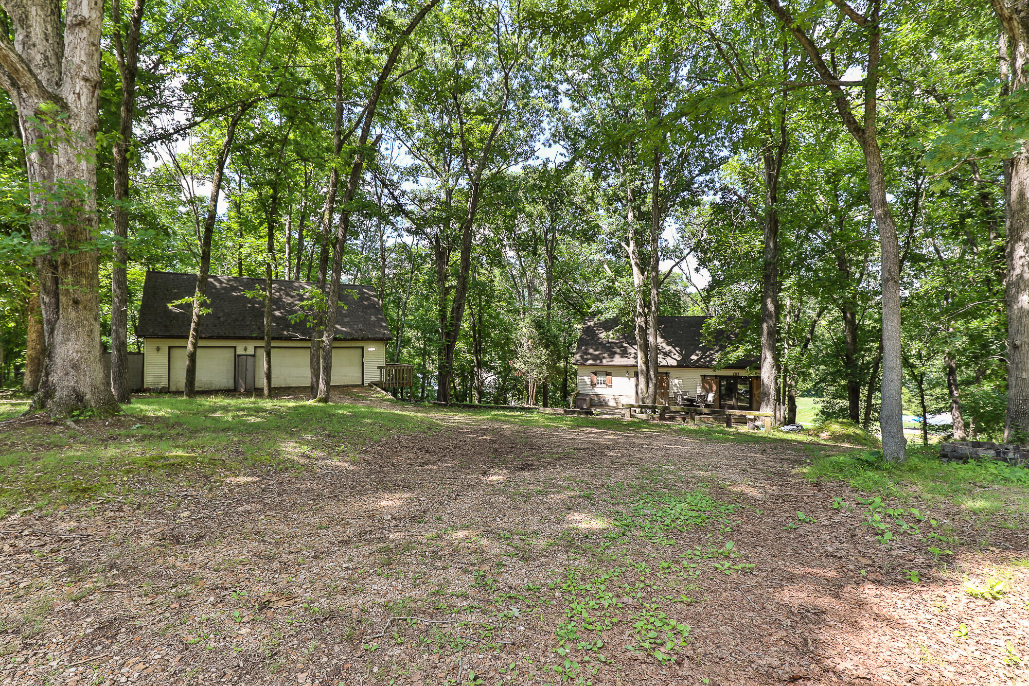 811 Rainbow Valley Drive Property Photo 1