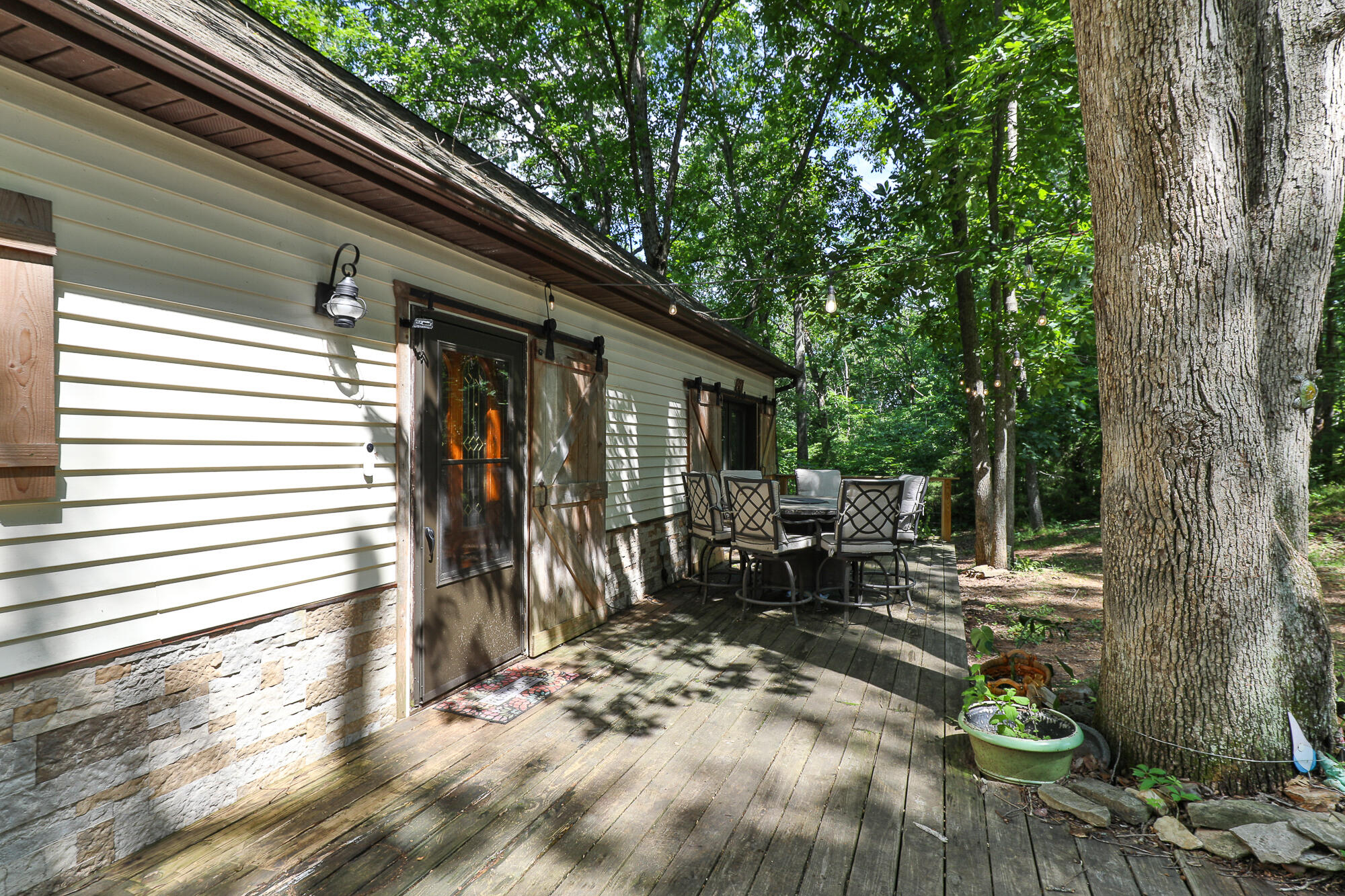 811 Rainbow Valley Drive Property Photo 10