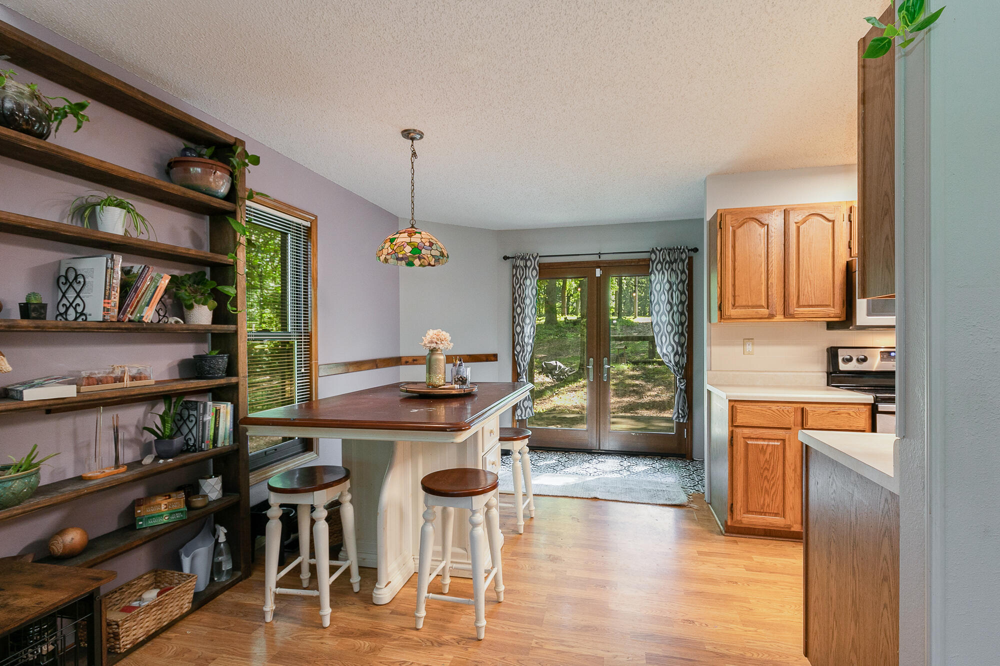 811 Rainbow Valley Drive Property Photo 15