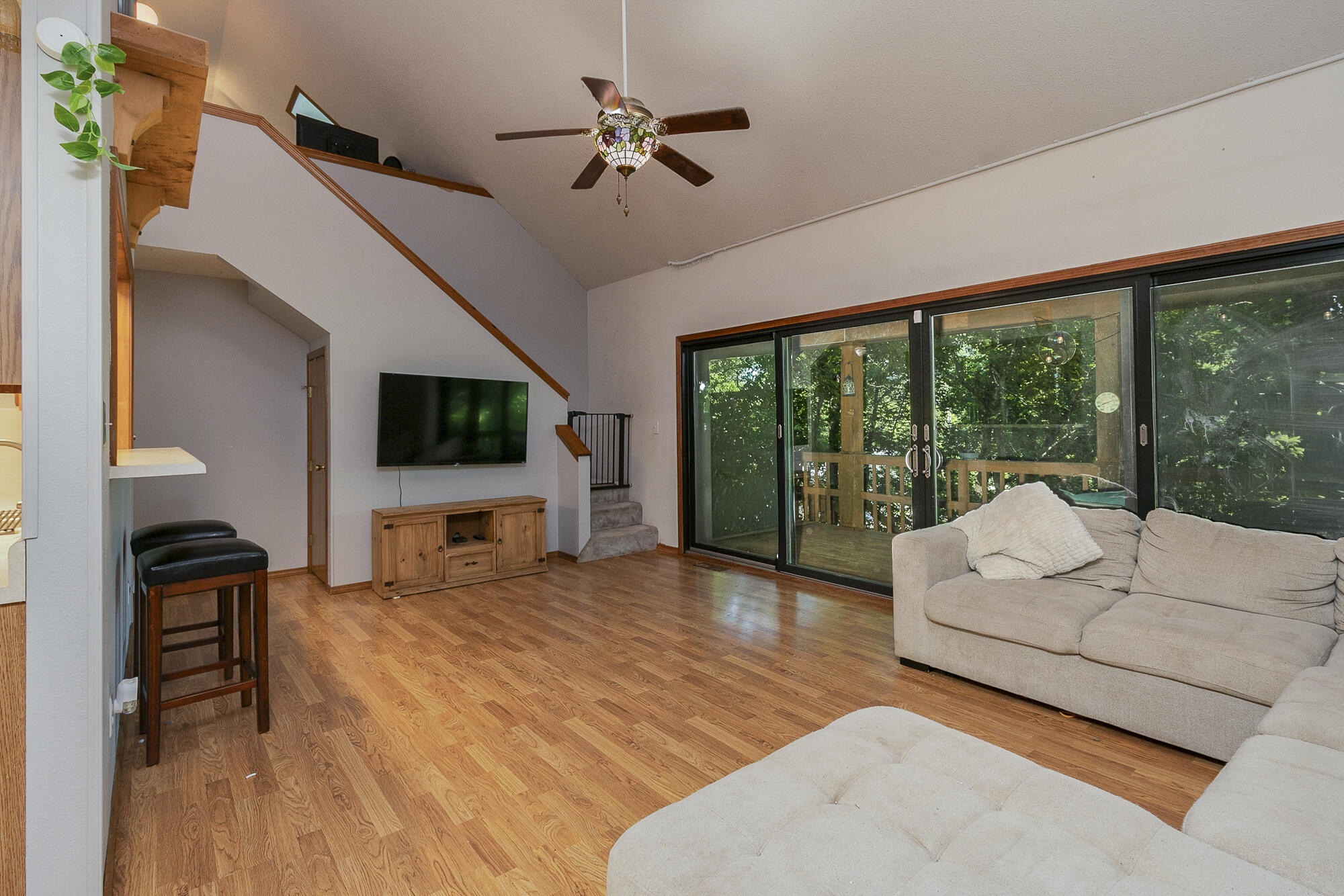 811 Rainbow Valley Drive Property Photo 20
