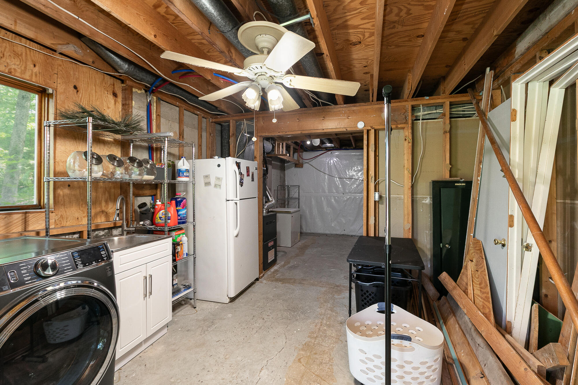 811 Rainbow Valley Drive Property Photo 30
