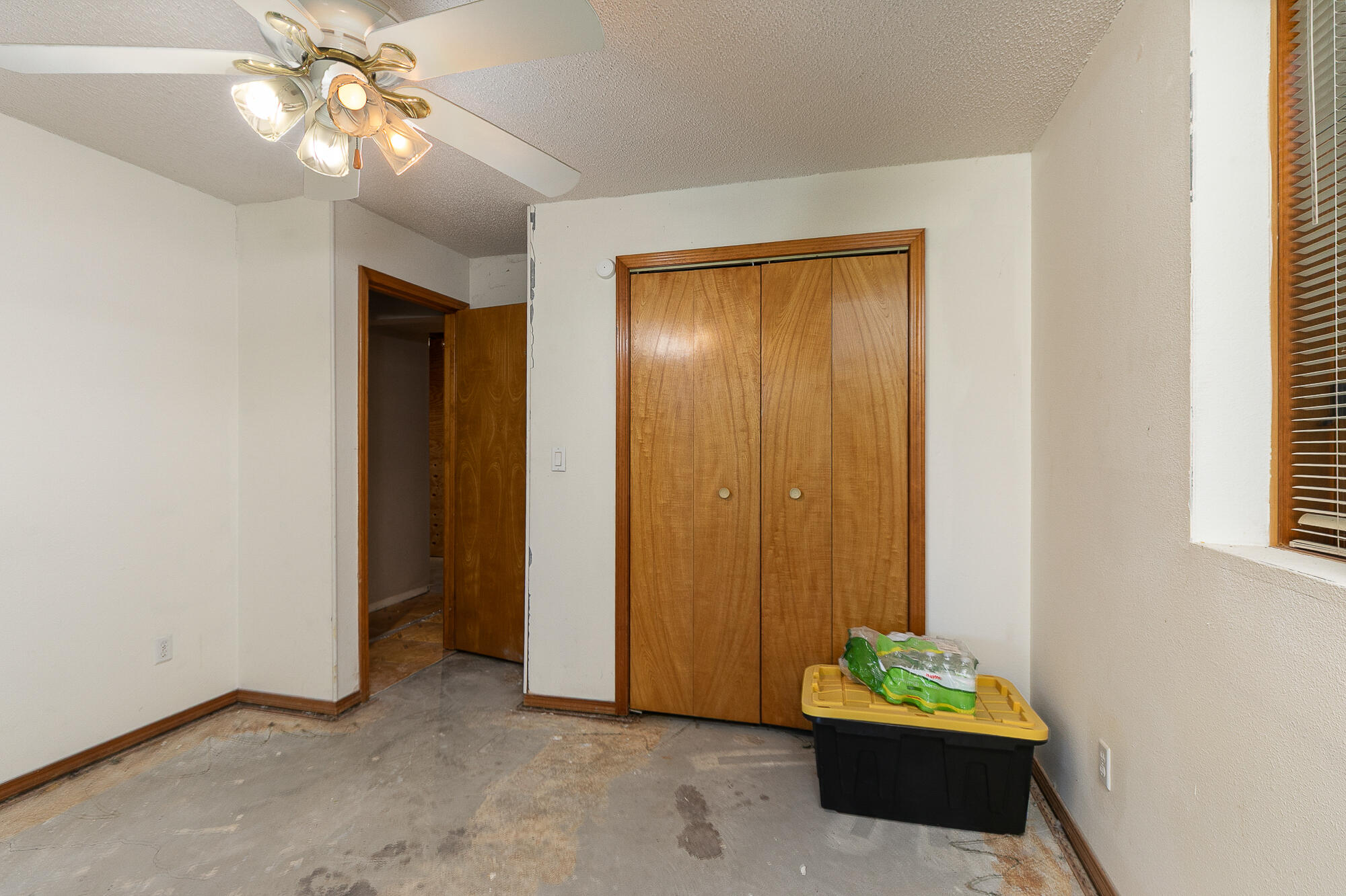 811 Rainbow Valley Drive Property Photo 37