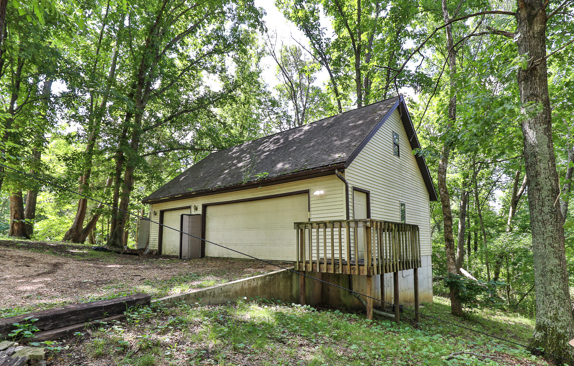 811 Rainbow Valley Drive Property Photo 39