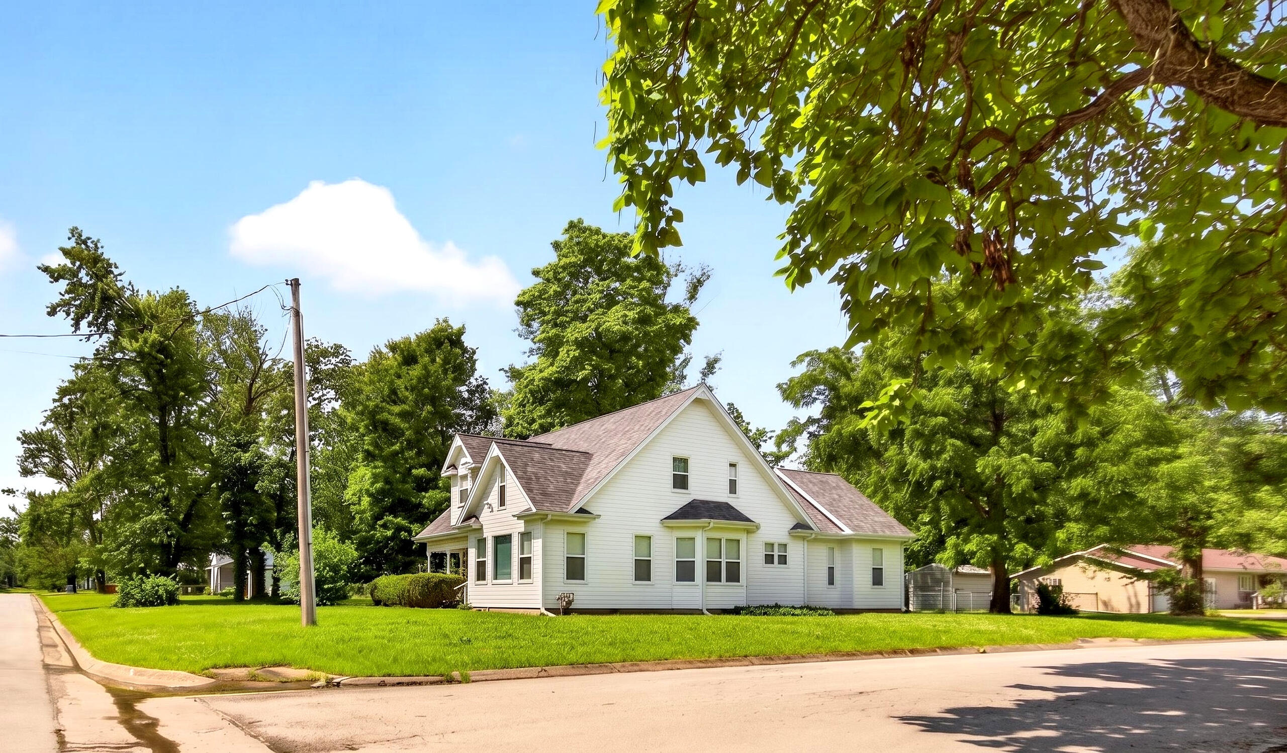 1045 North Colorado Street Property Photo 4