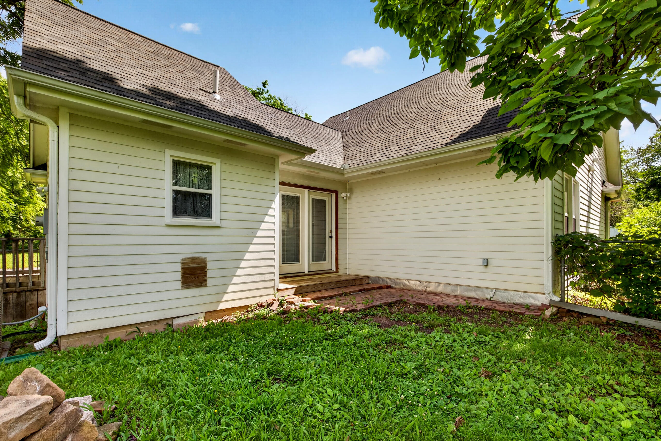 1045 North Colorado Street Property Photo 6
