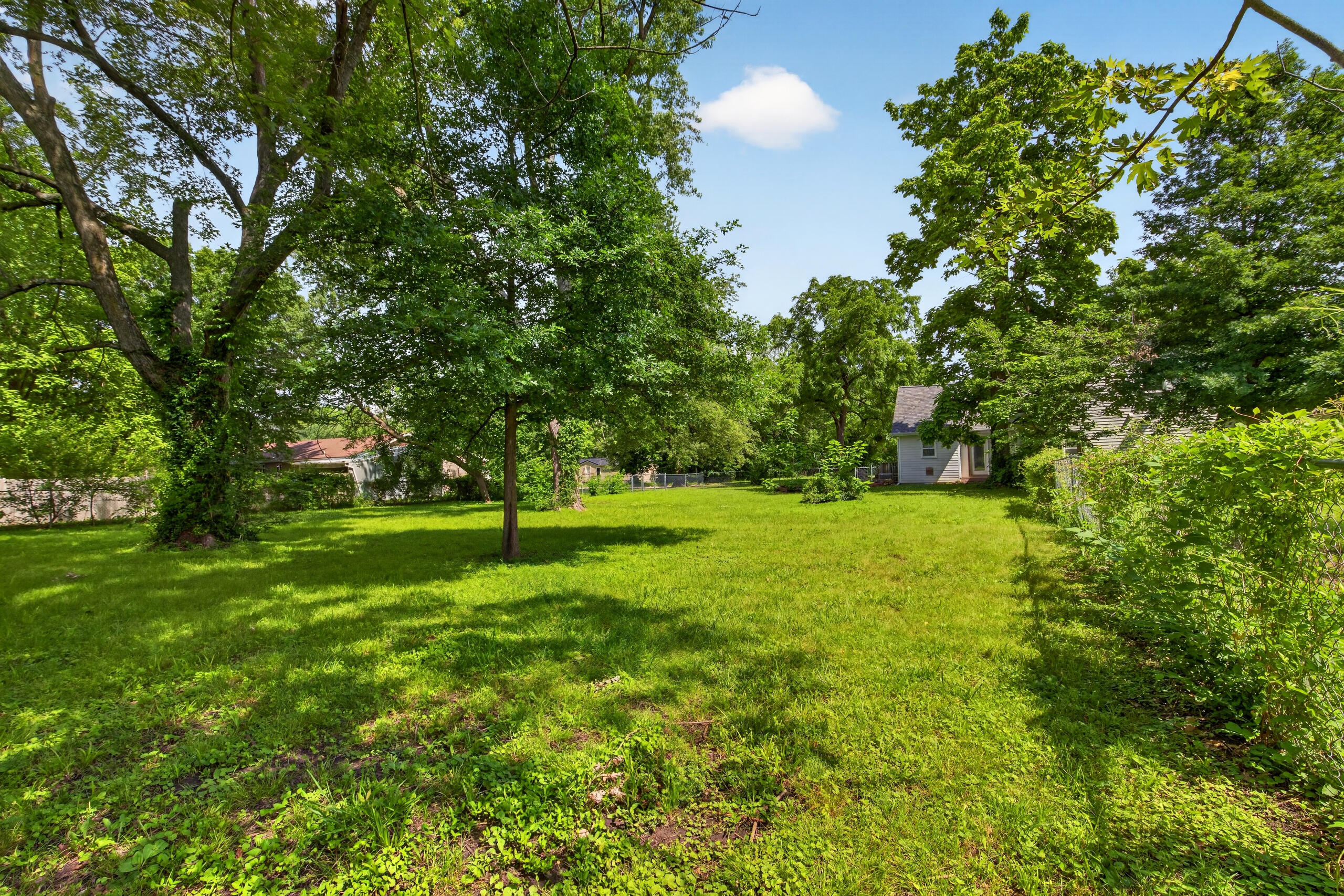 1045 North Colorado Street Property Photo 11