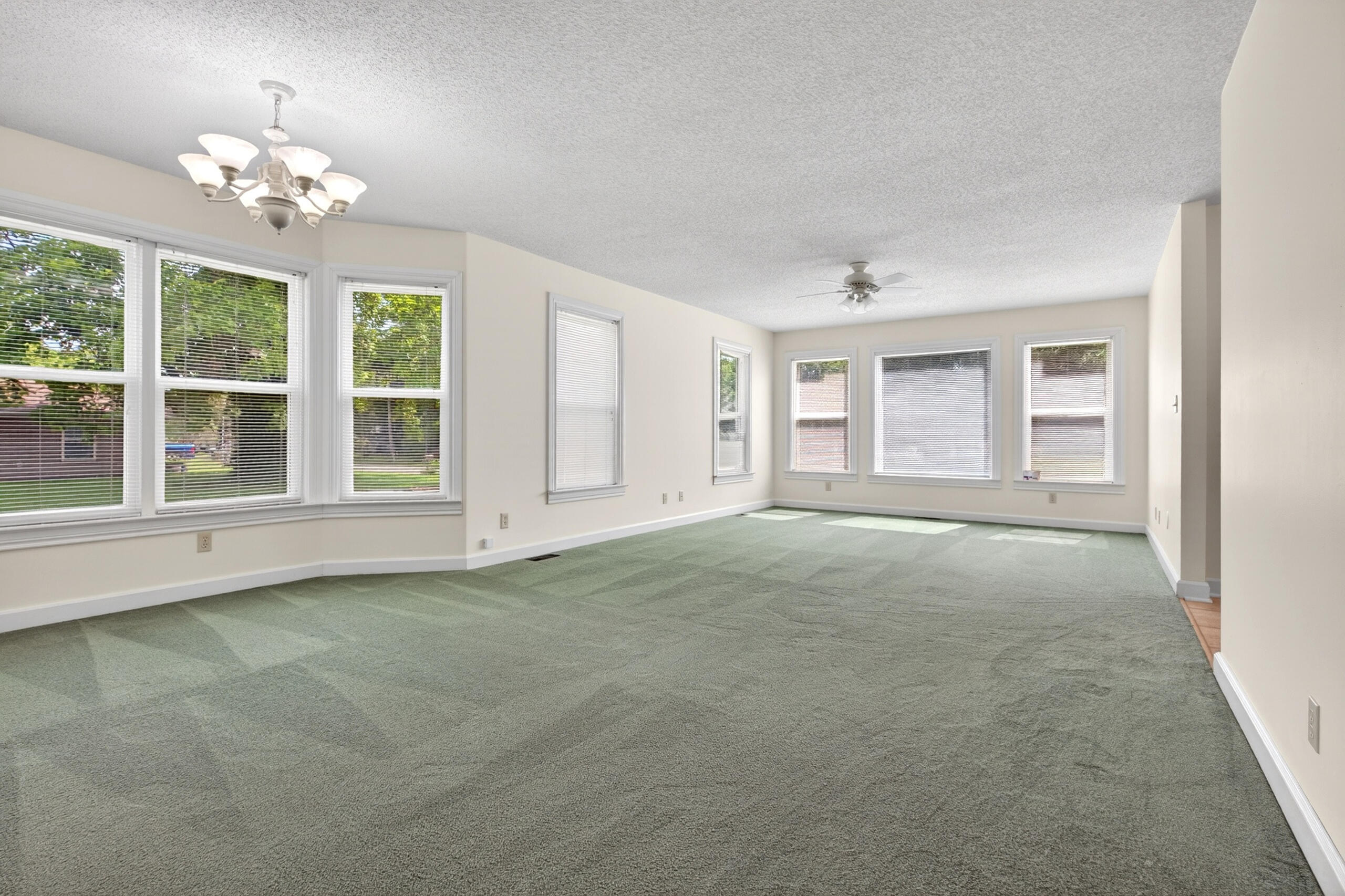 1045 North Colorado Street Property Photo 17