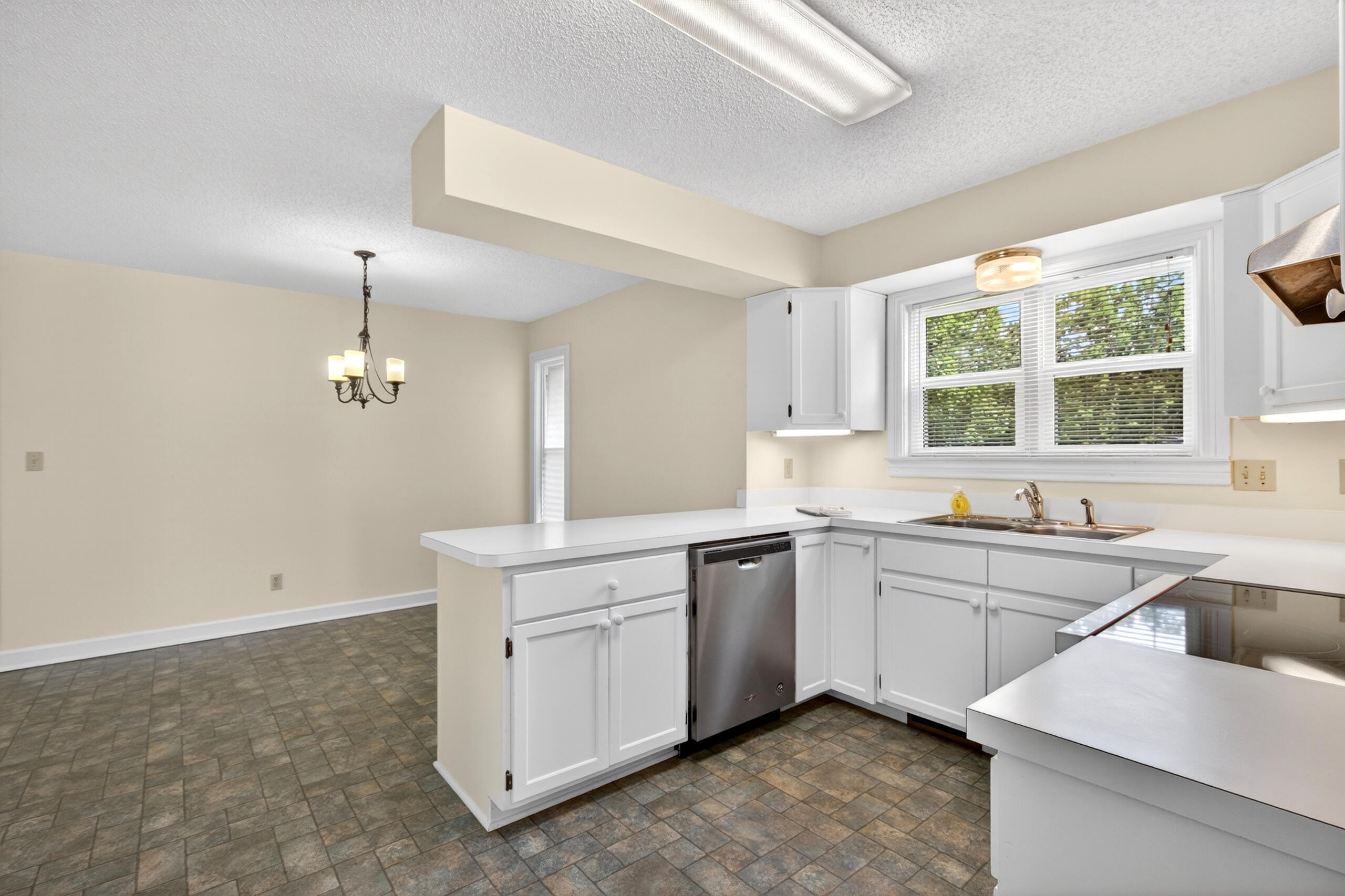 1045 North Colorado Street Property Photo 20