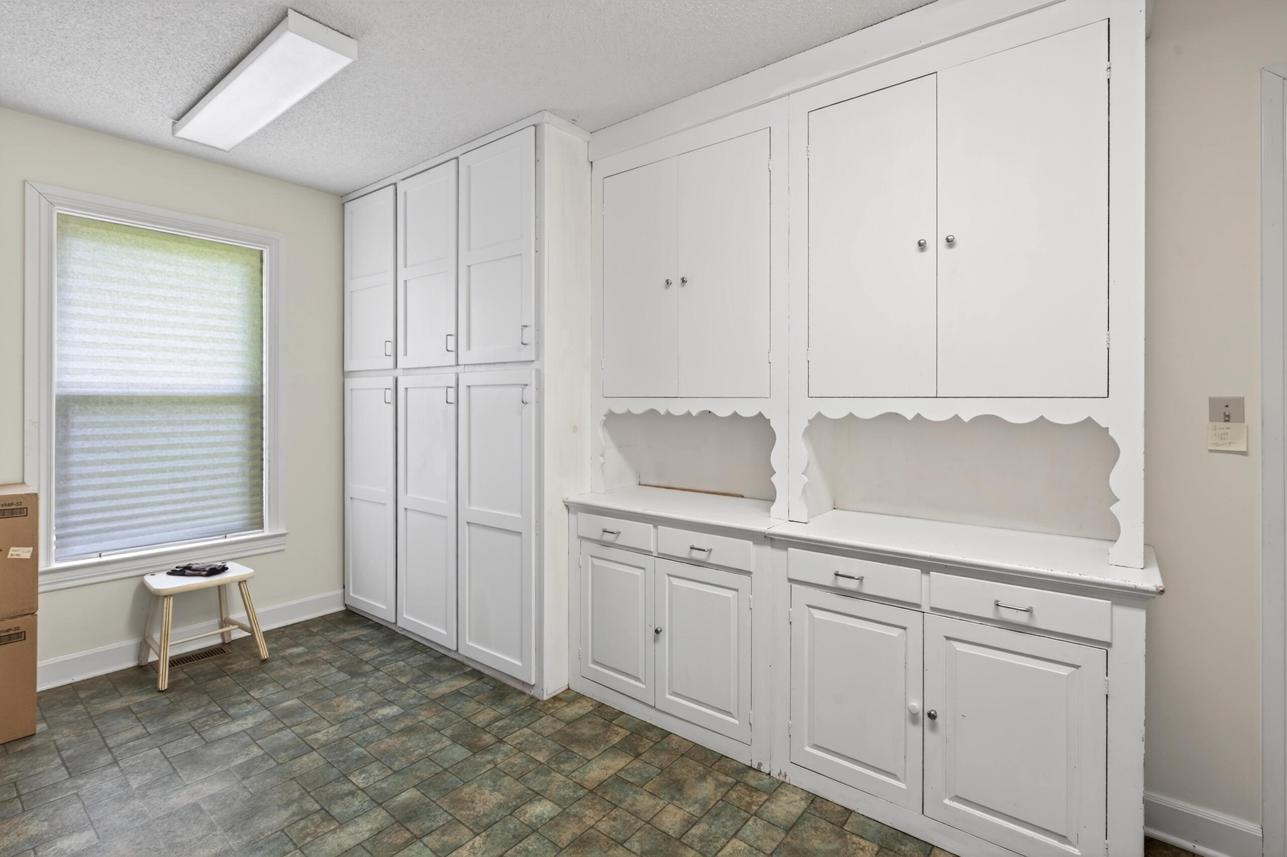 1045 North Colorado Street Property Photo 29