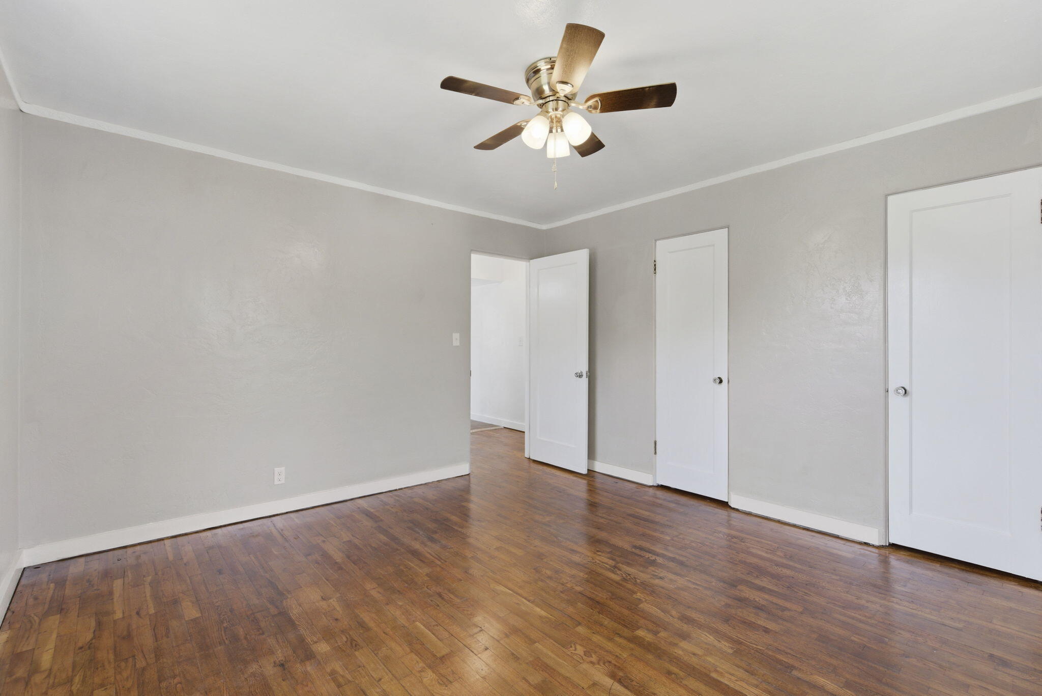 341 Shadowrock Drive Property Photo 8