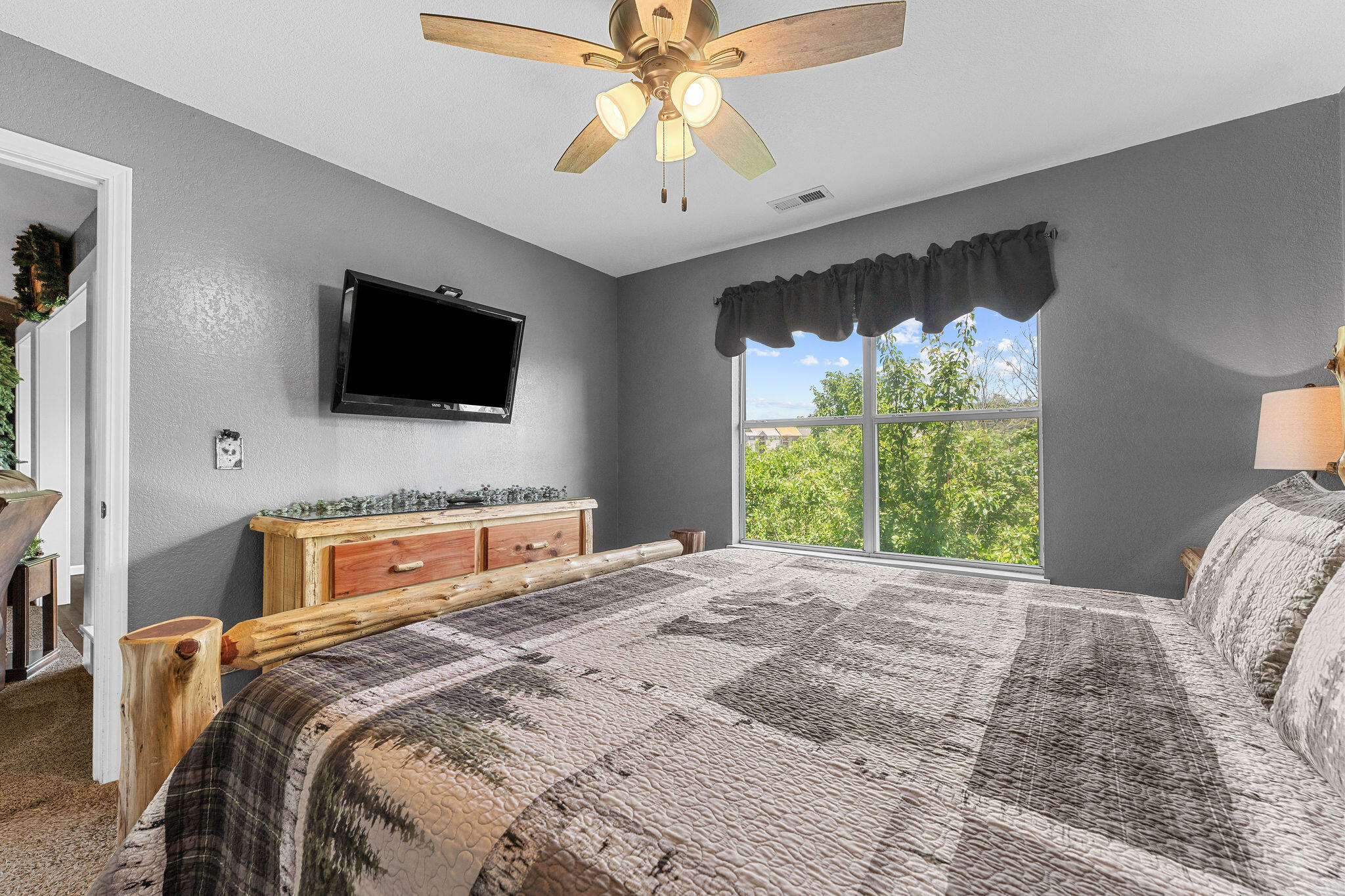200 Golf View Drive 12 Property Photo 14