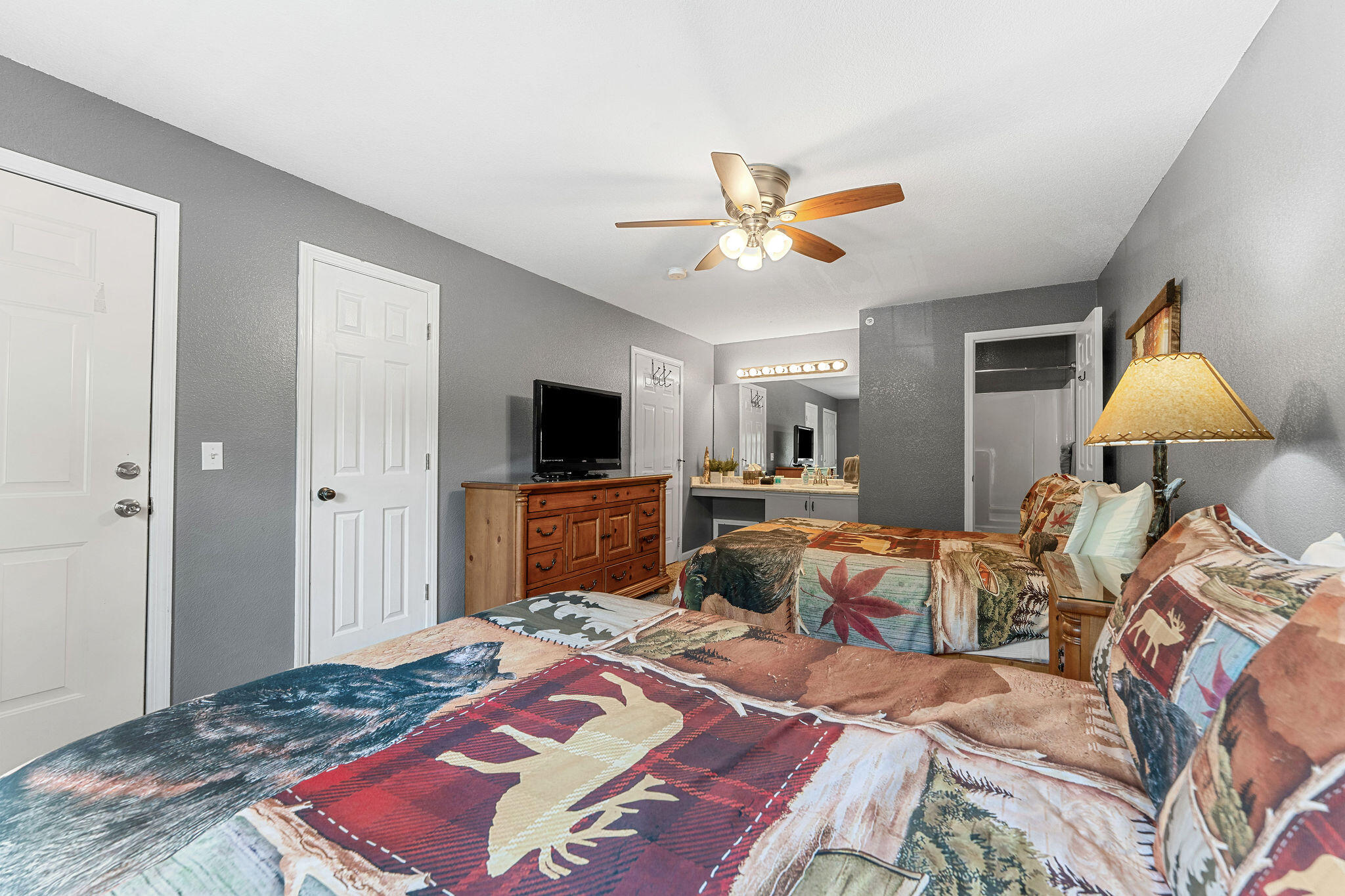 200 Golf View Drive 12 Property Photo 17
