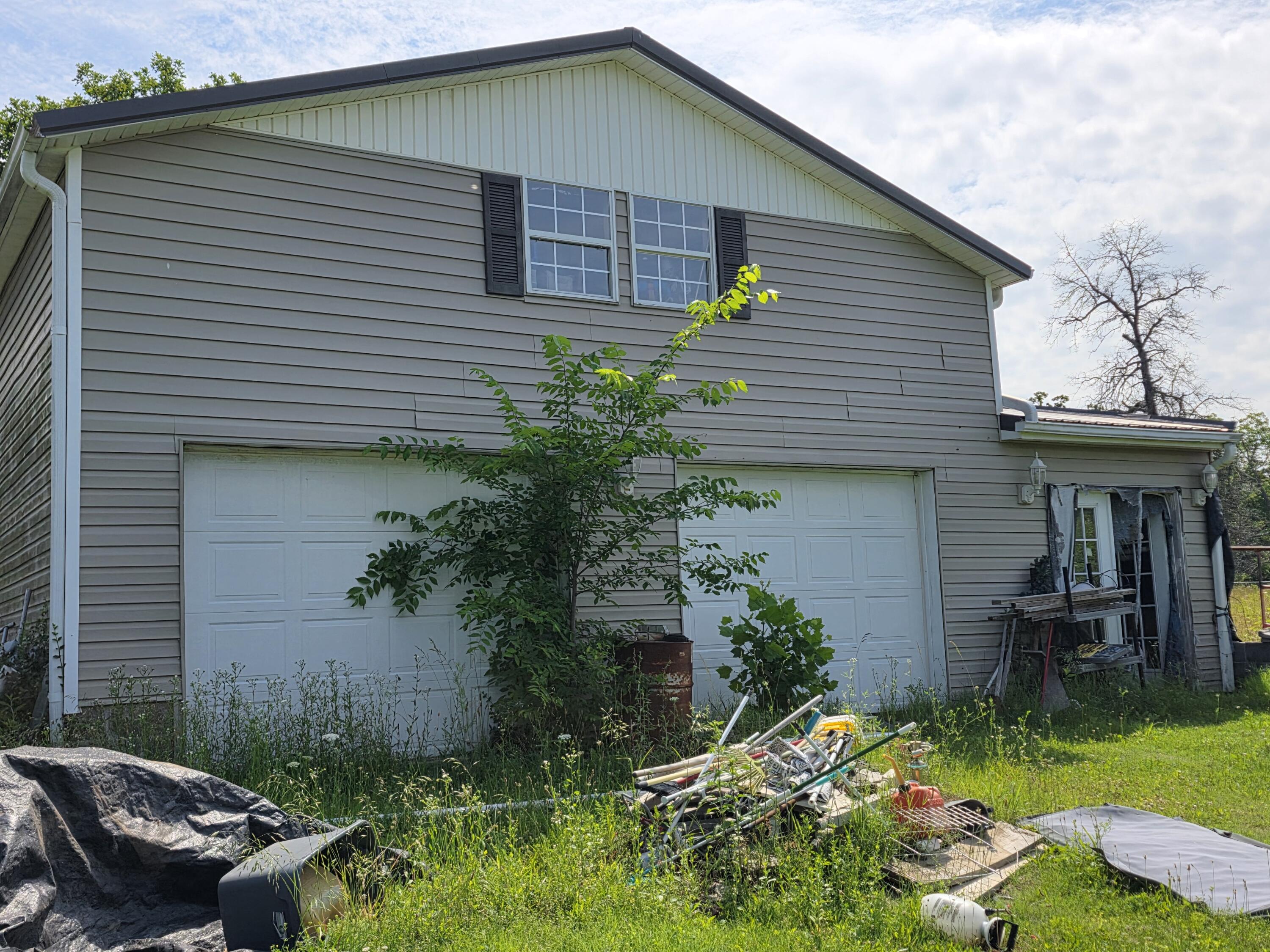 16686 Spruce Drive Property Photo 2